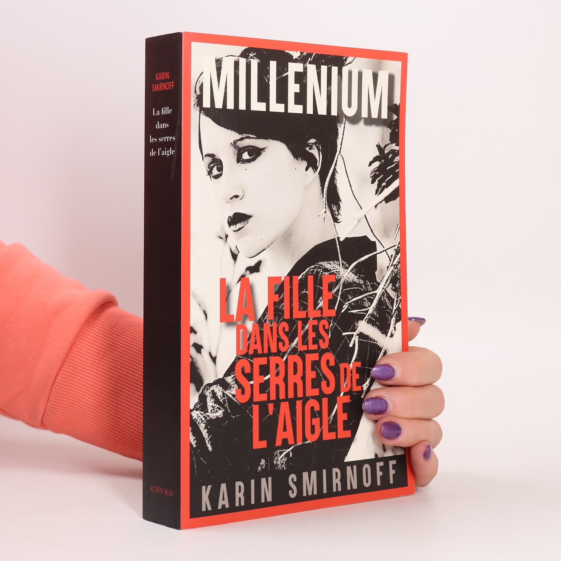 La fille das les serres de l'aigle