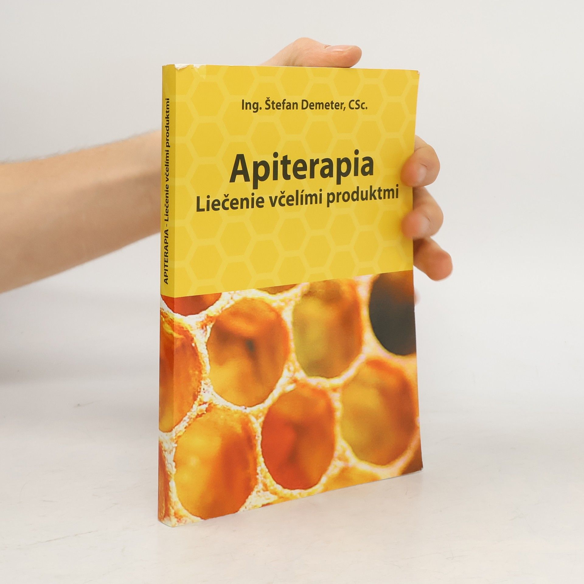 Apiterapia - liečenie včelími produktmi