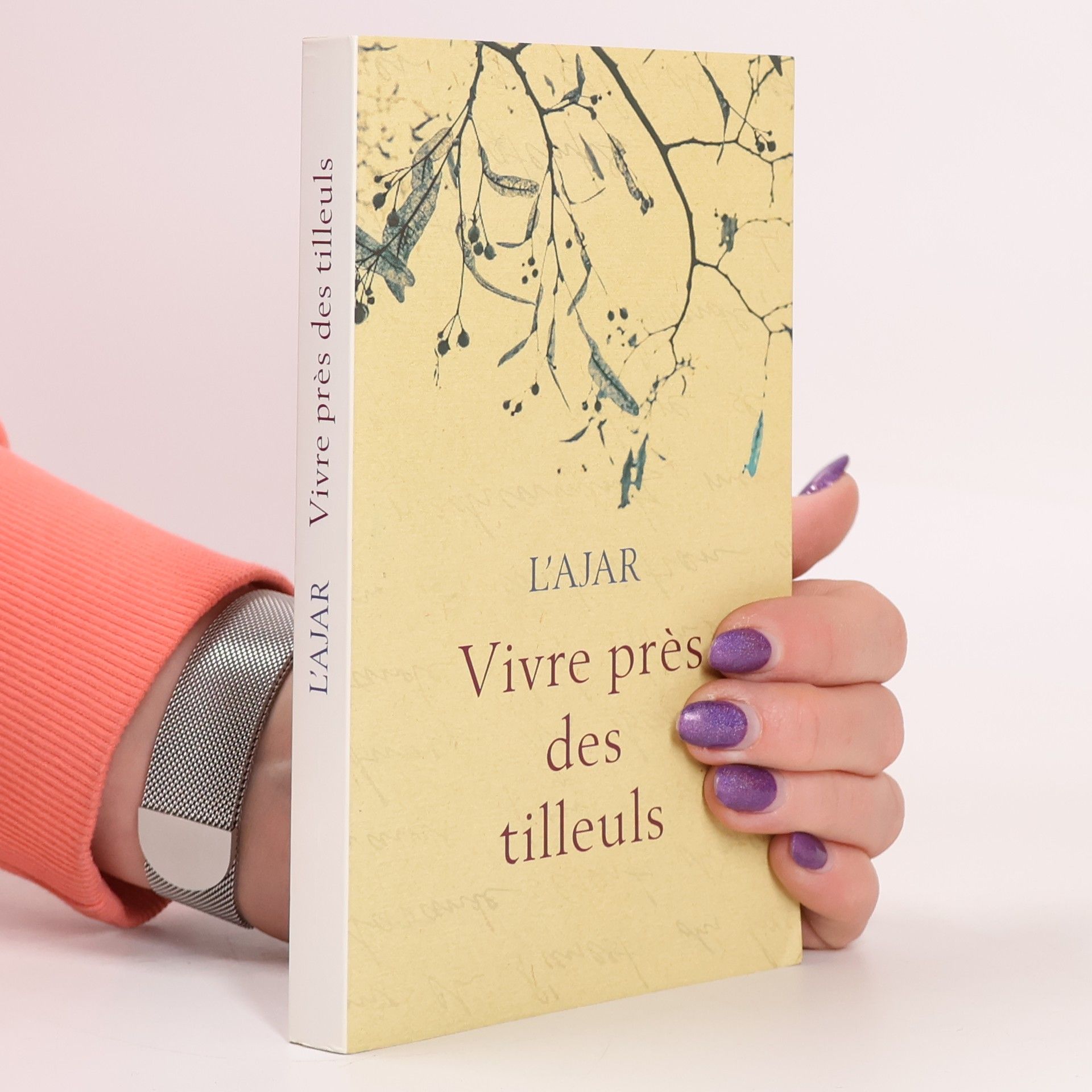 Association de jeunes auteur-e-s romandes et romands Vivre près des tilleuls par Esther Montandon