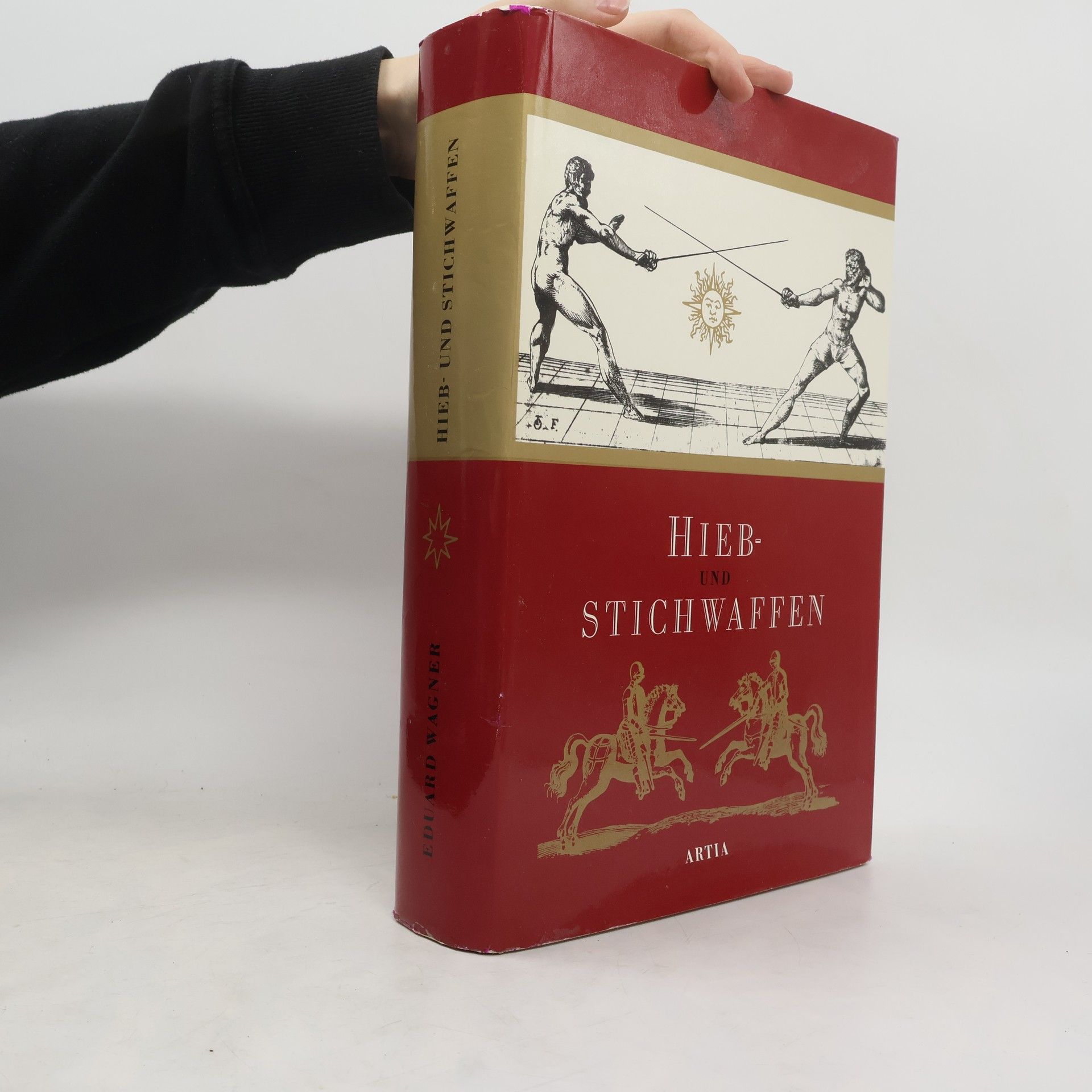 Hieb- und Stichwaffen