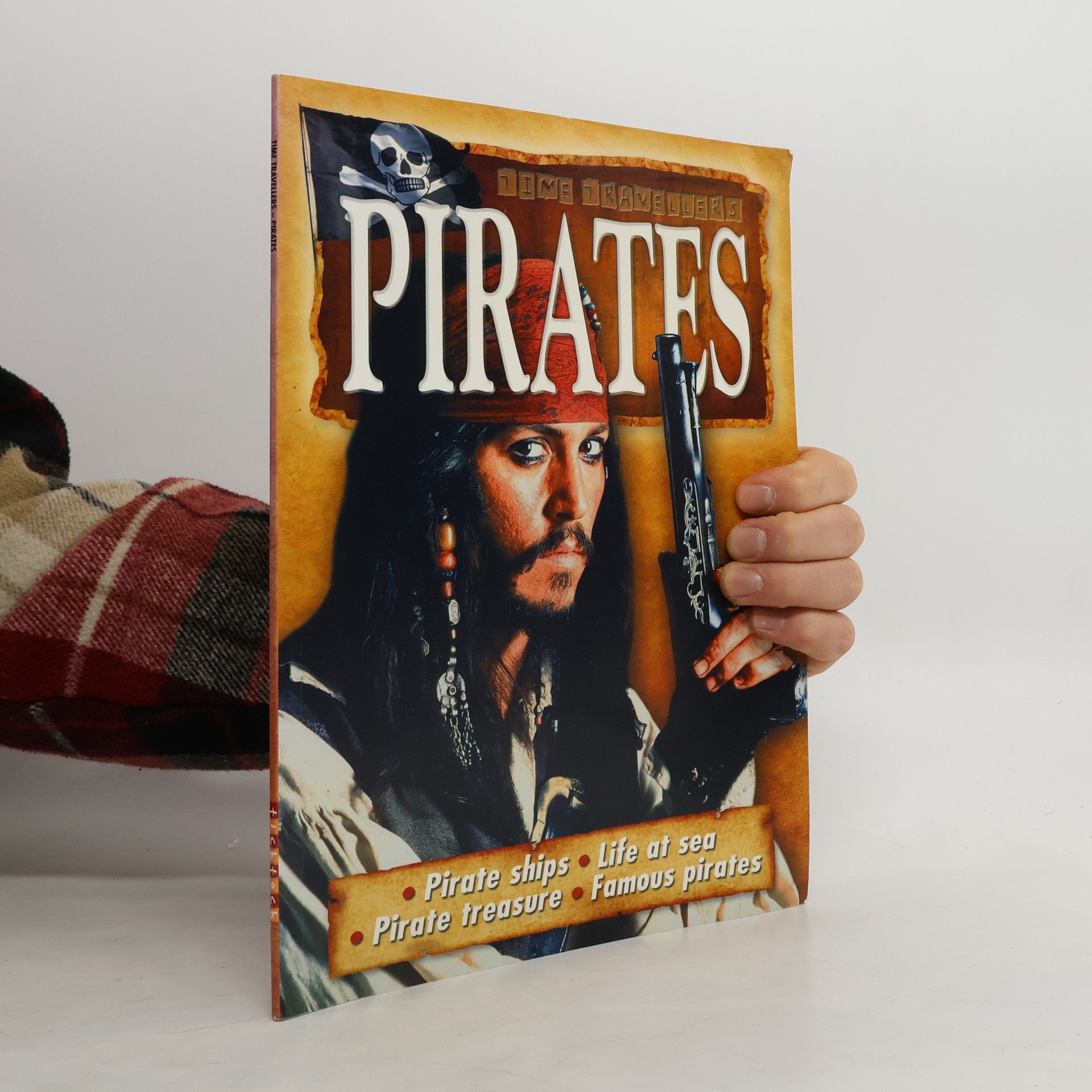 Various authors Pirates