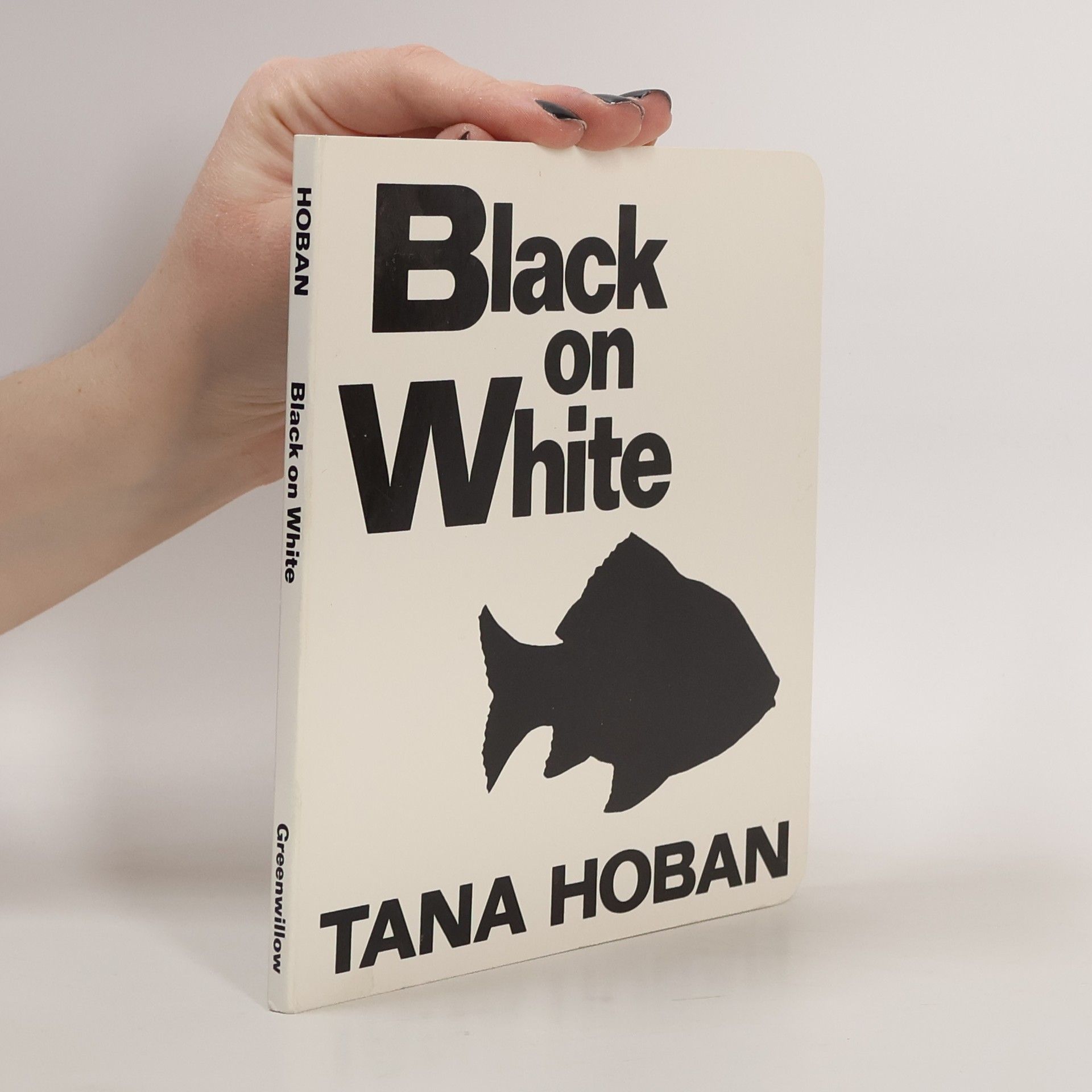 Tana Hoban Black on White