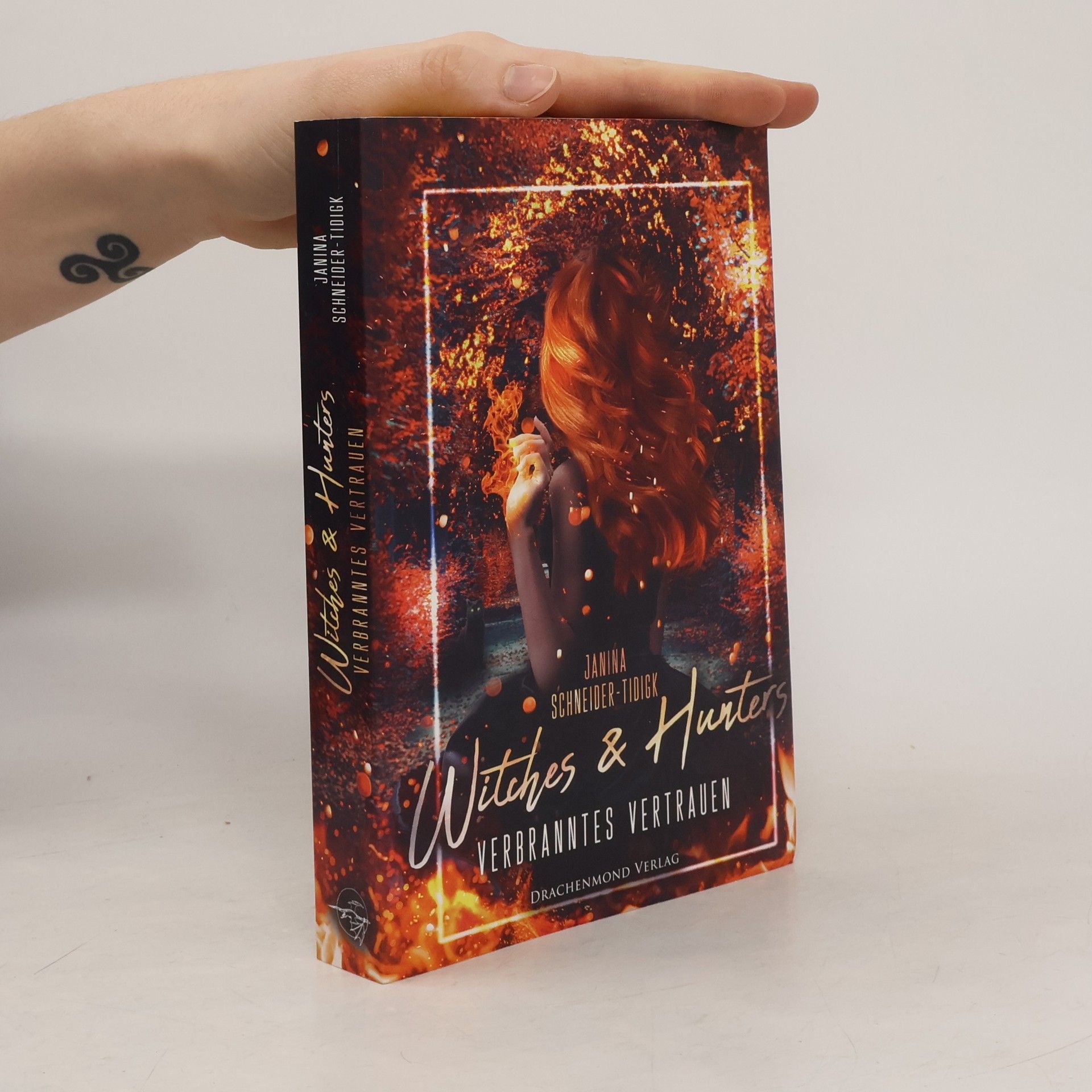 Janina Schneider Tidigk Witches & Hunters