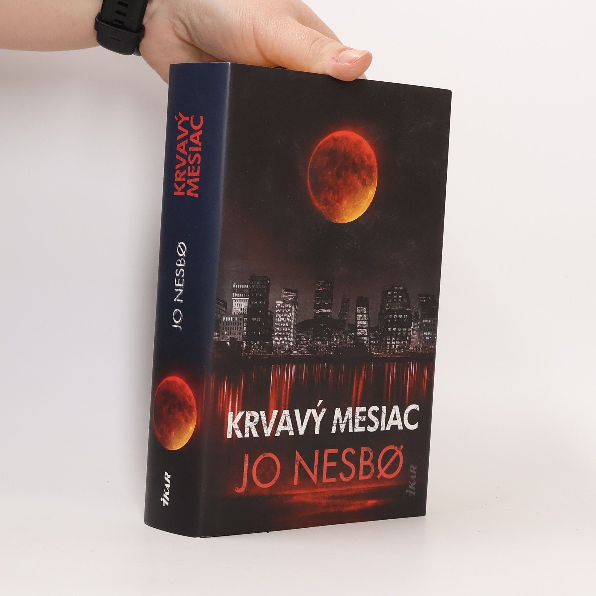 Jo Nesbø Krvavý mesiac