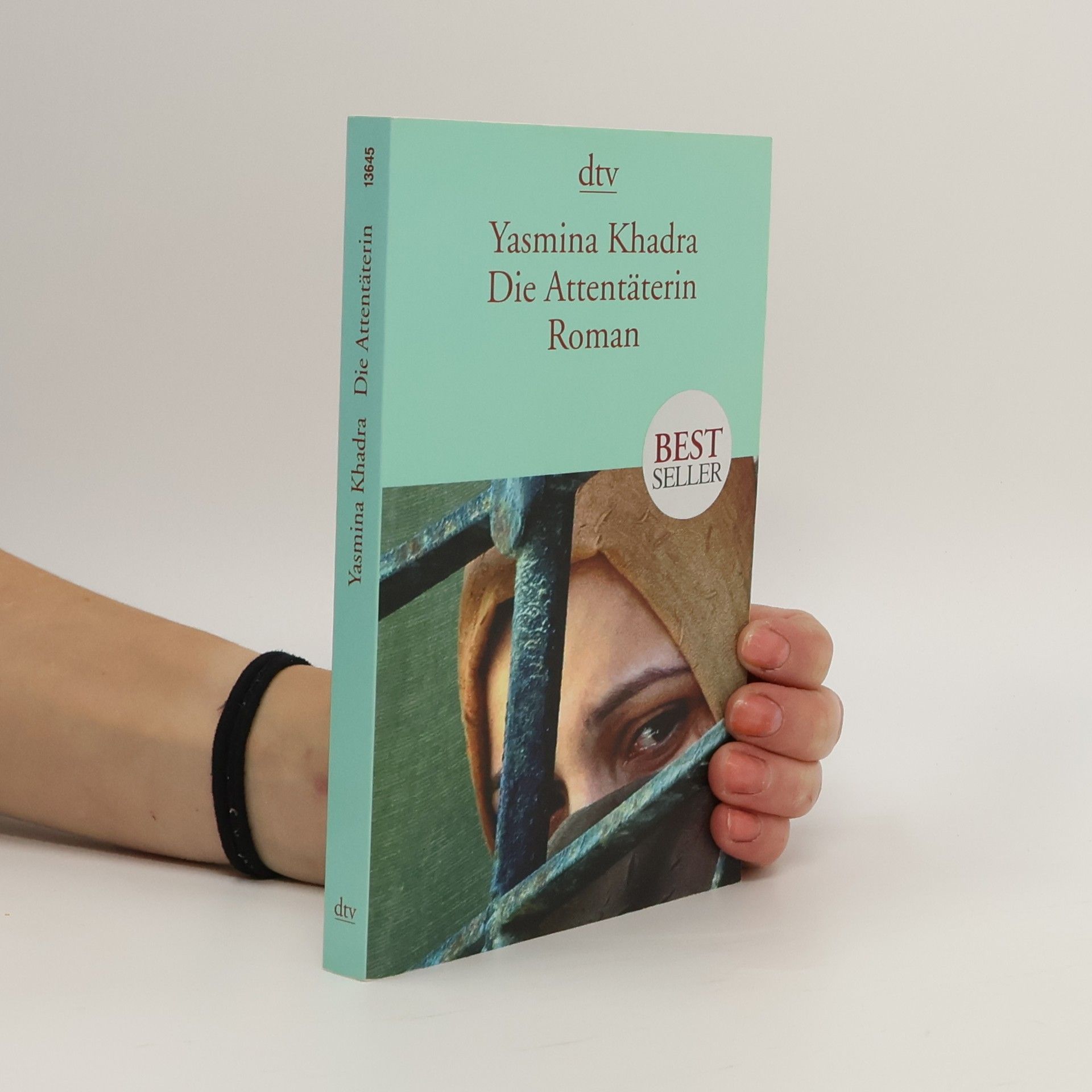 Yasmina Khadra Die Attentäterin