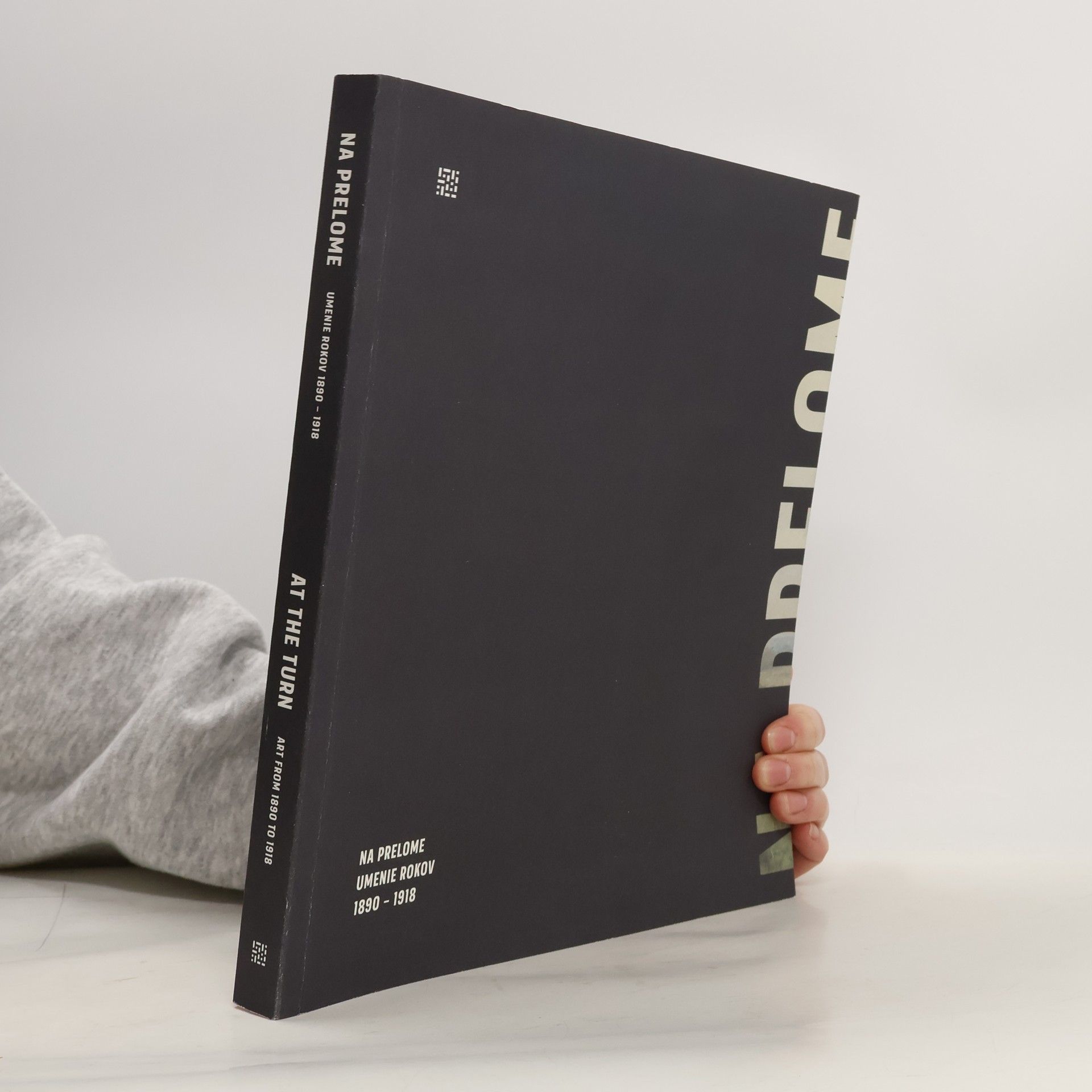 Kolektív autorov Po moderne : Metropola východu 1945-1989