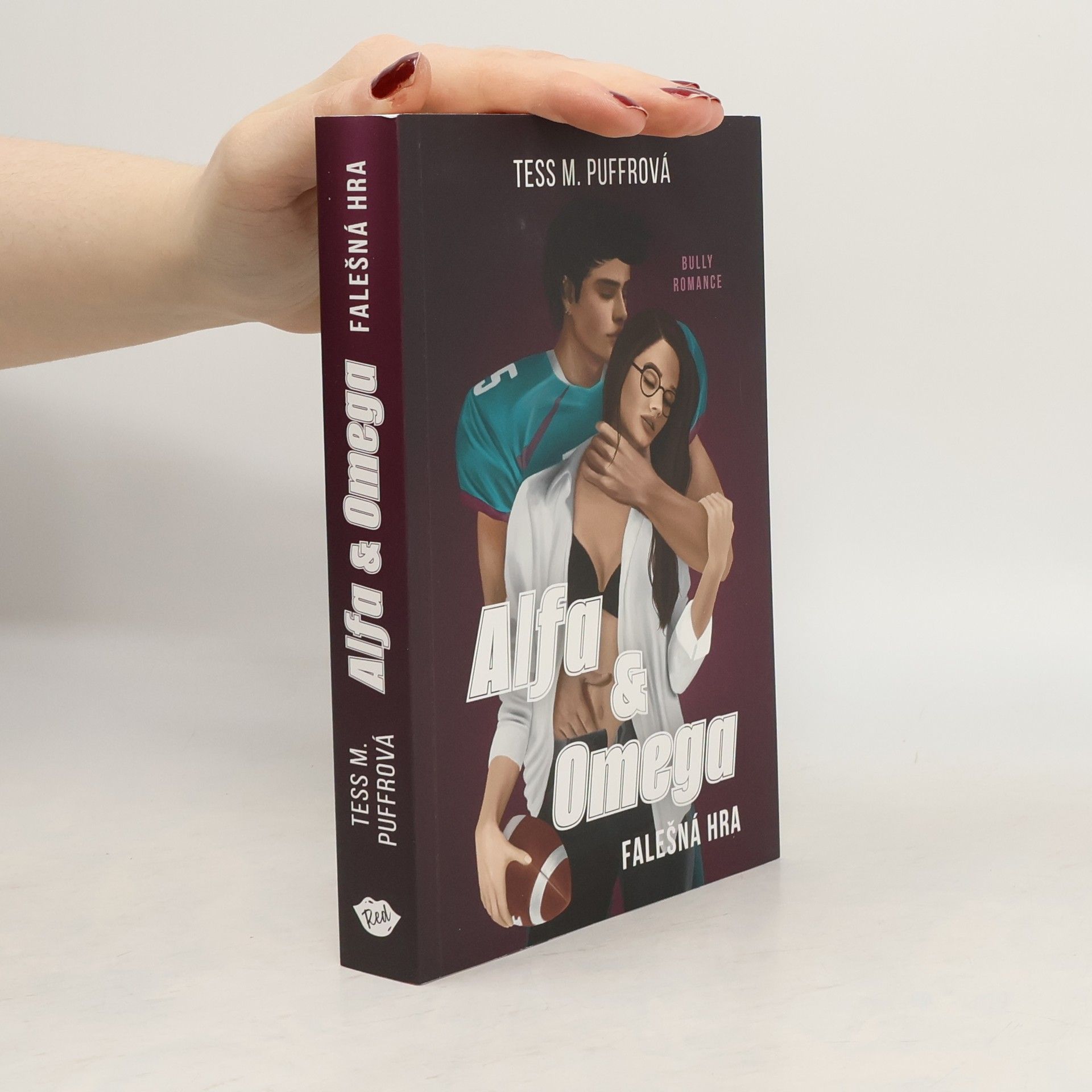 Tess M. Puffrová Alfa & Omega. Falešná hra