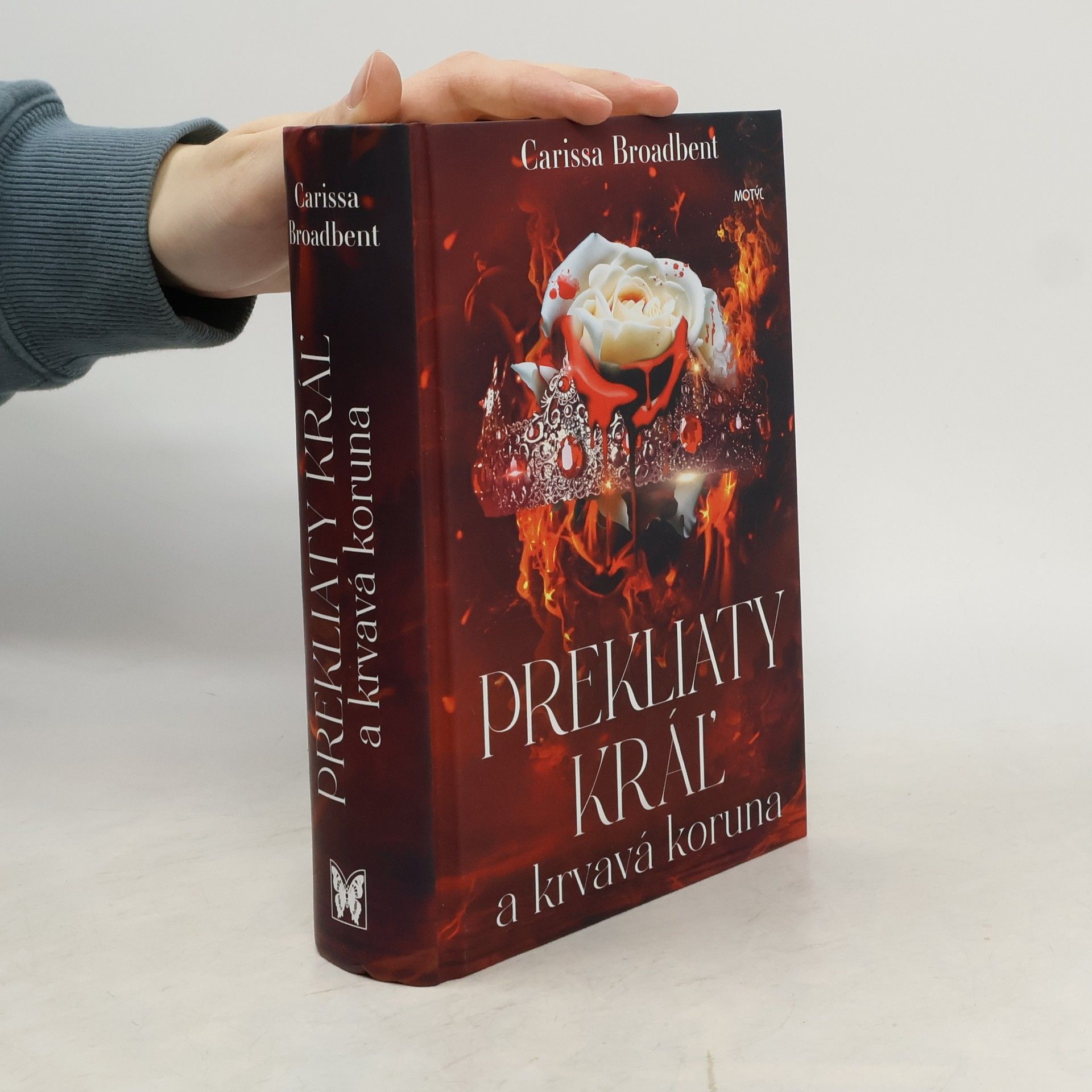 Carissa Broadbent Prekliaty kráľ a krvavá koruna
