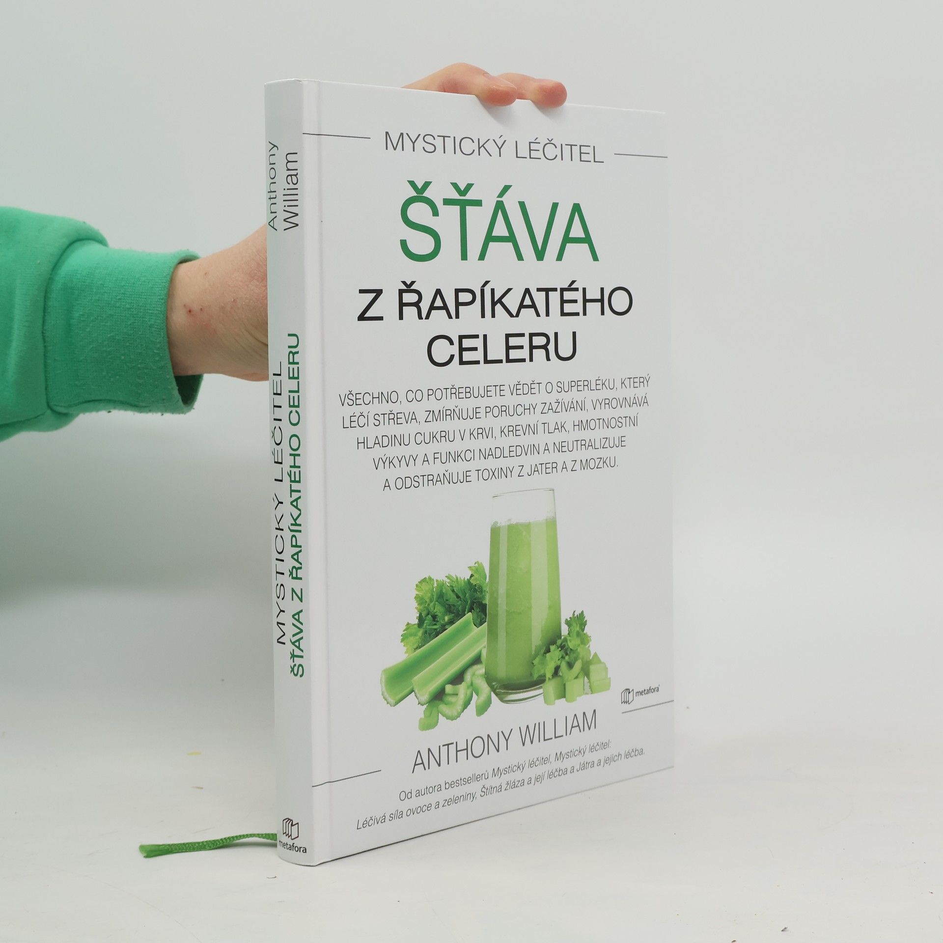 Anthony William Šťáva z řapíkatého celeru