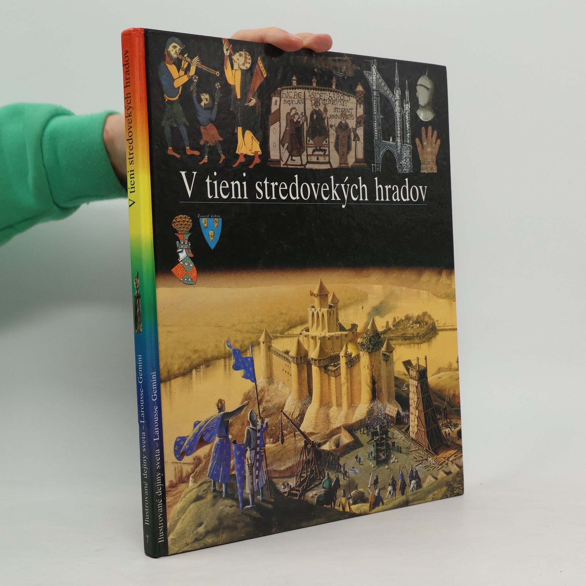 V tieni stredovekých hradov