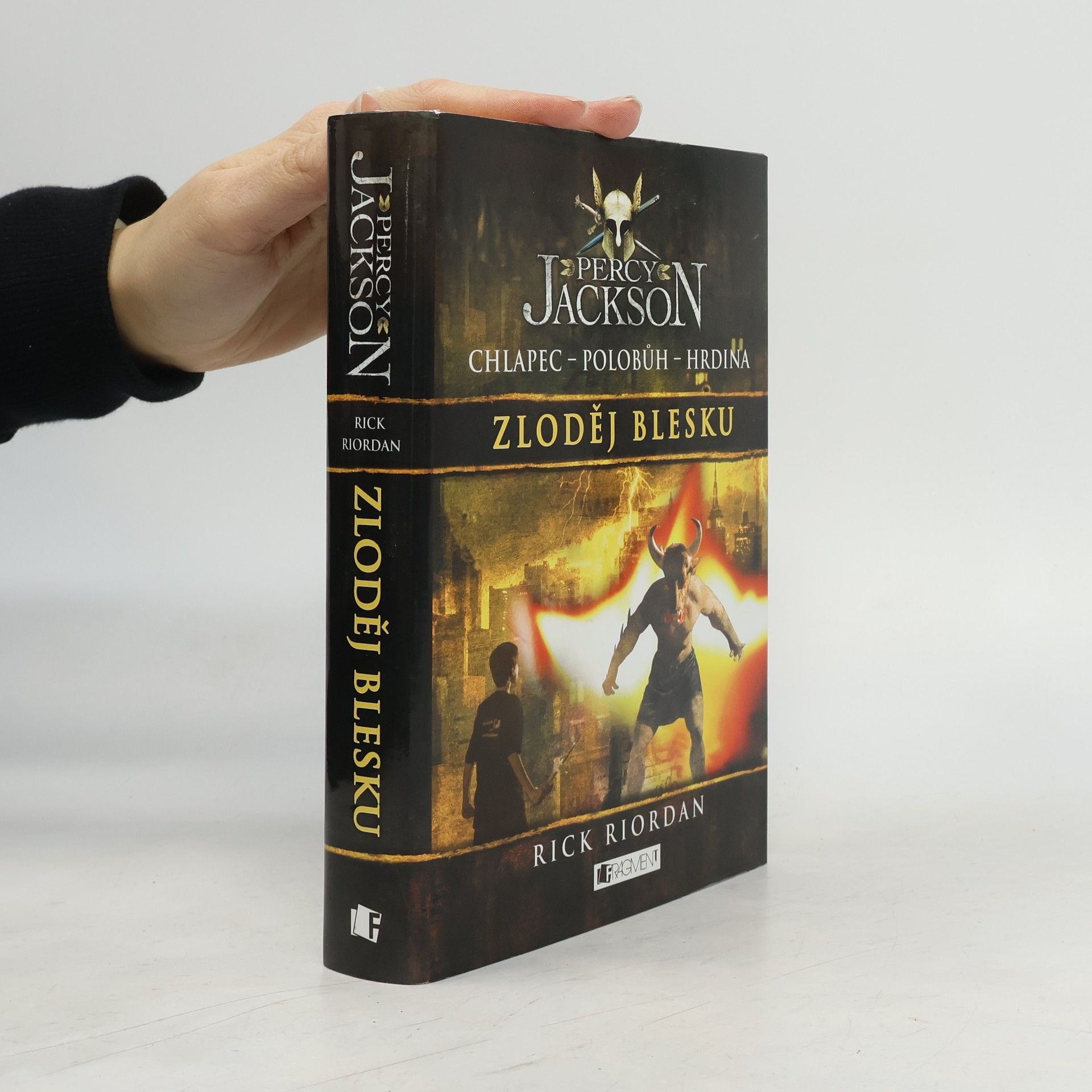 Rick Riordan Percy Jackson. Zloděj blesku