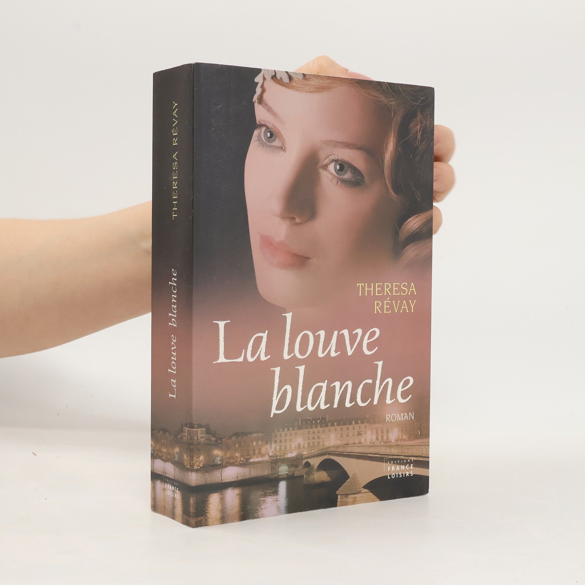 La louve blanche