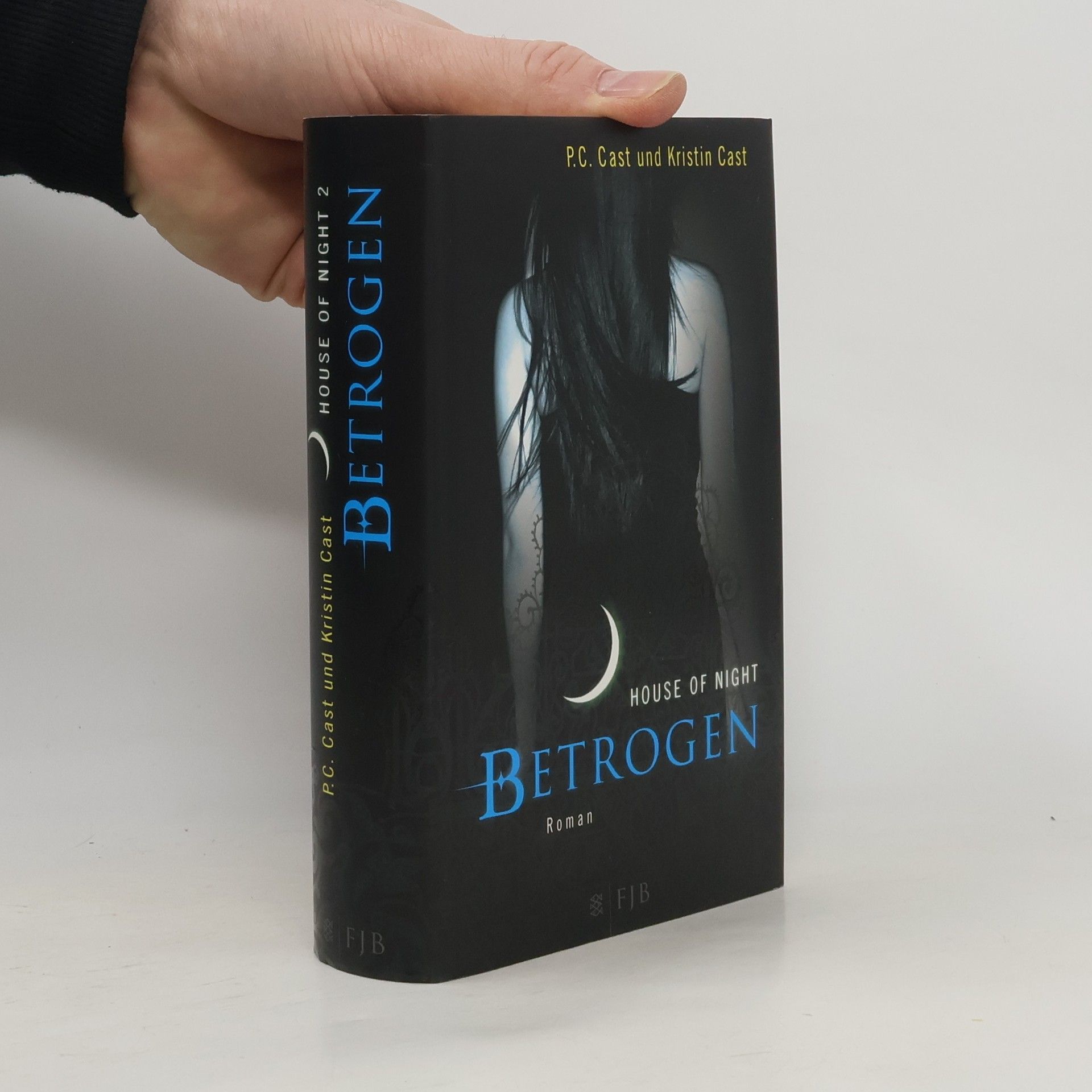 Phyllis Christine Cast House of Night 2. Betrogen