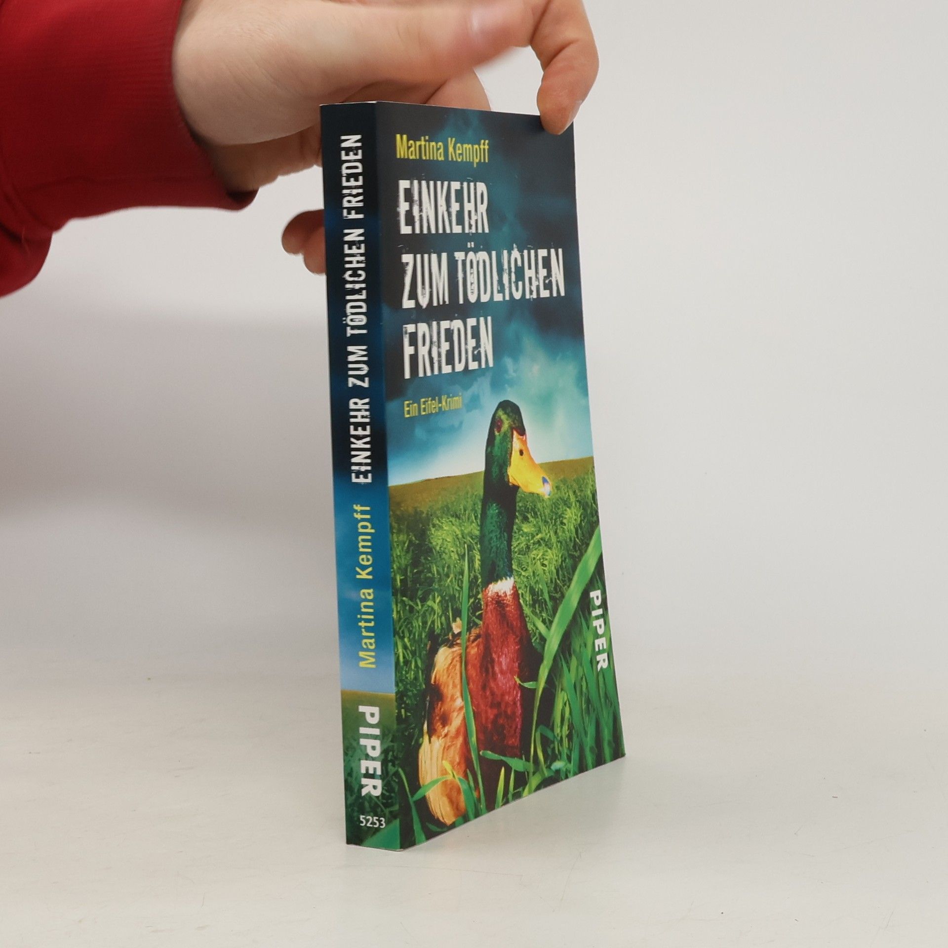 Martina Kempff Einkehr zum tödlichen Frieden