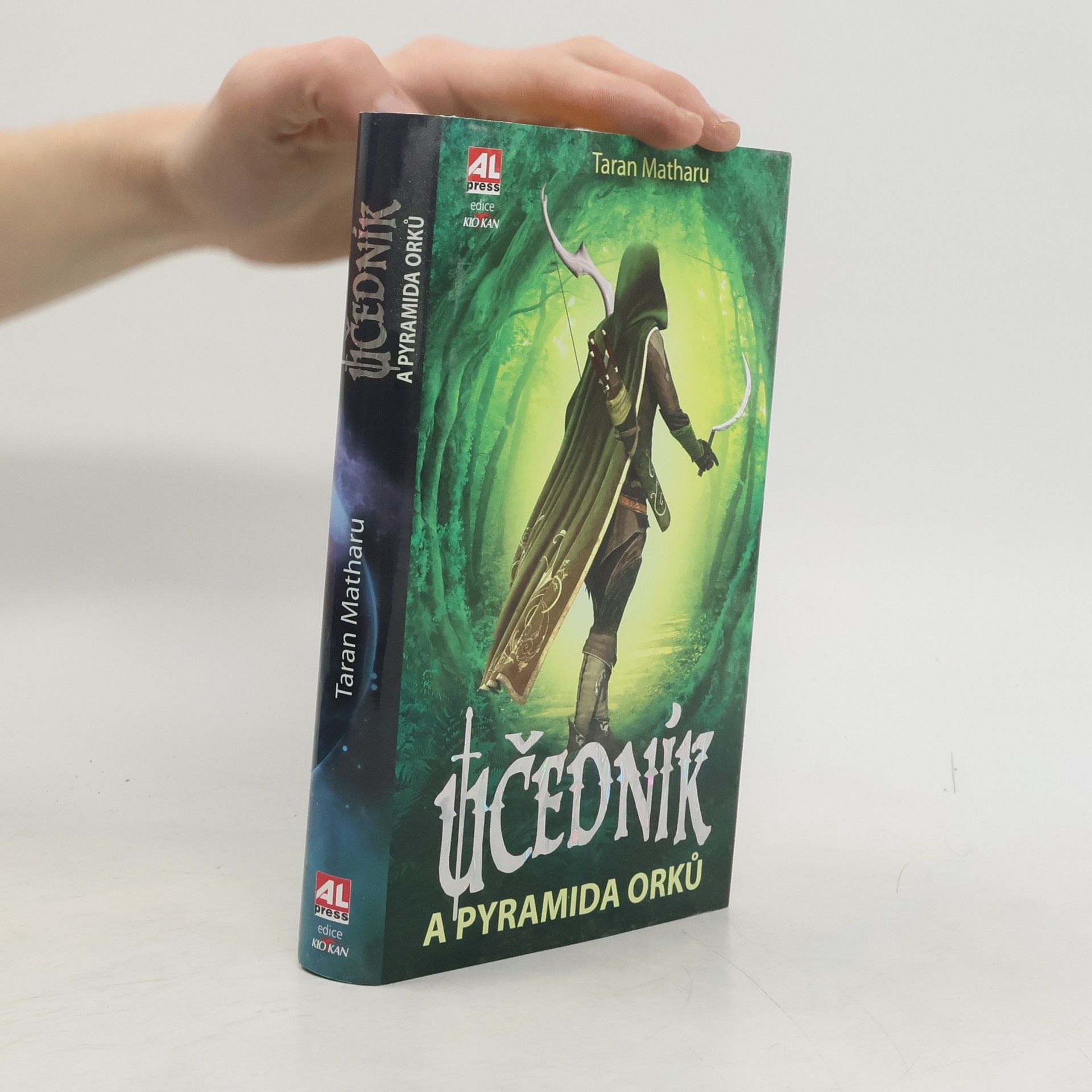 Taran Matharu Učedník a pyramida orků