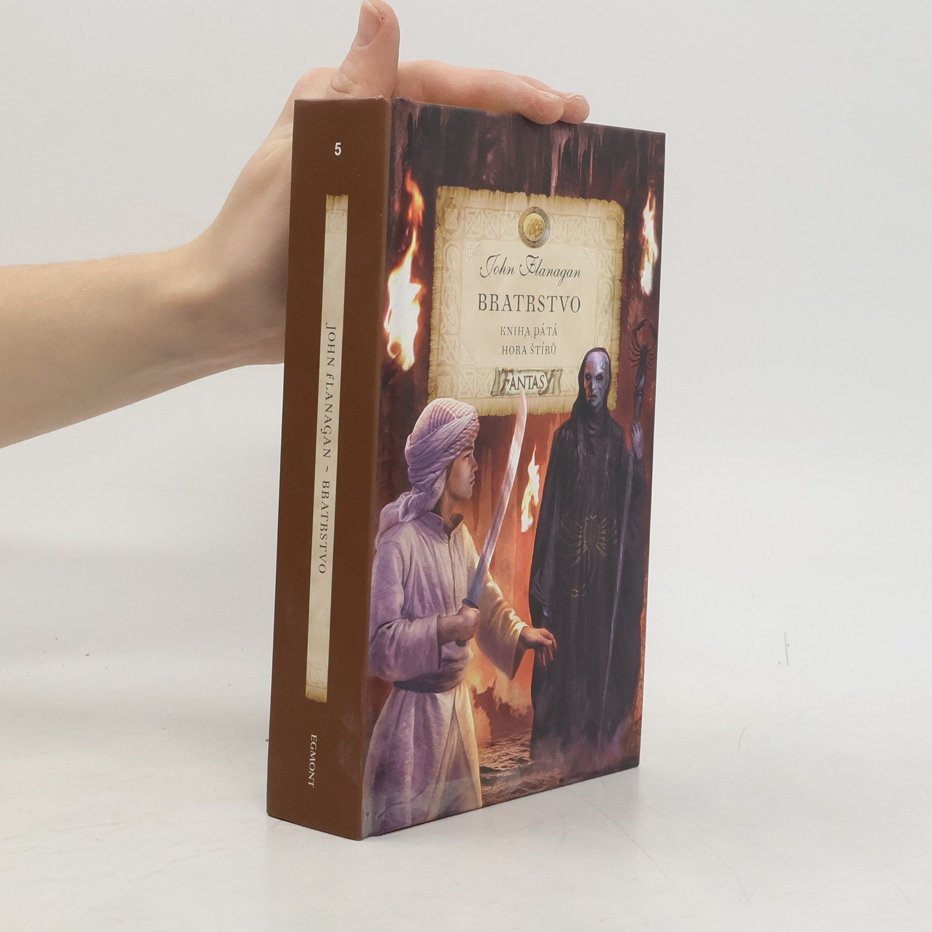 John Flanagan Bratrstvo. Kniha pátá, Hora štírů