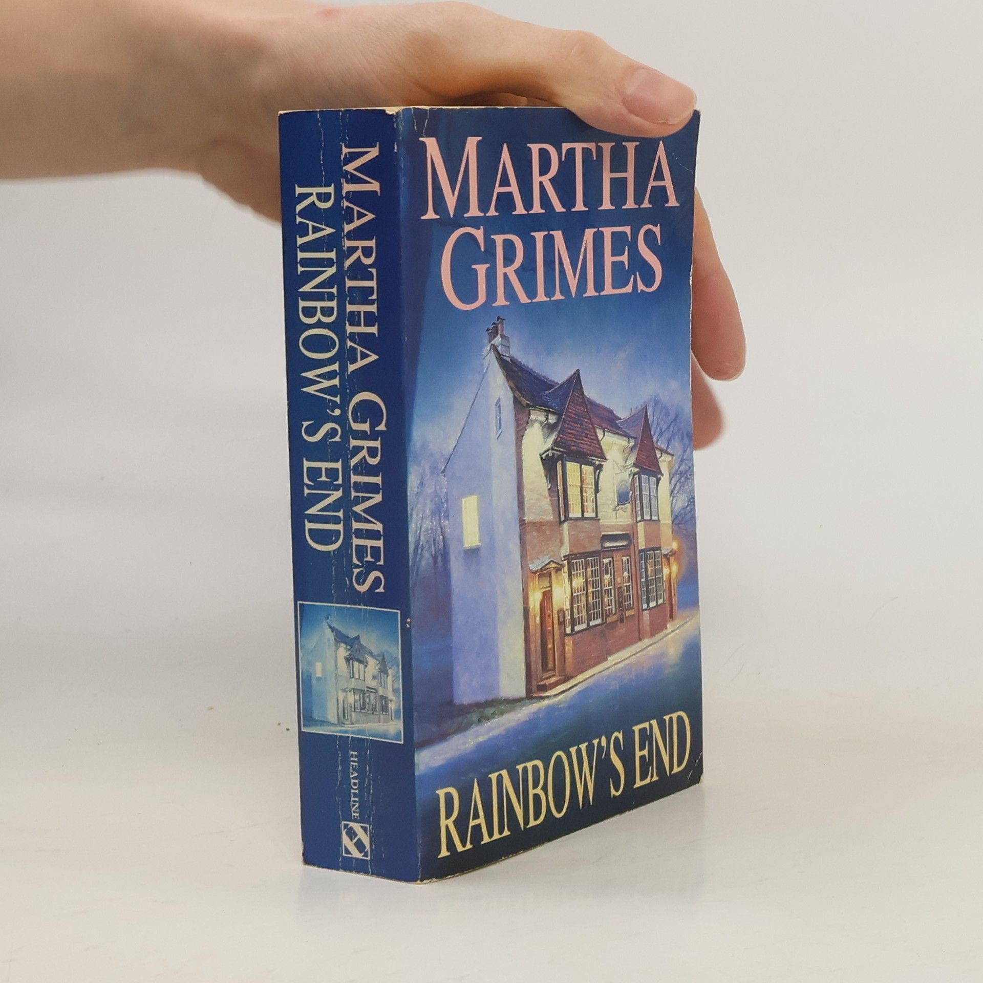 Martha Grimes Rainbow's End