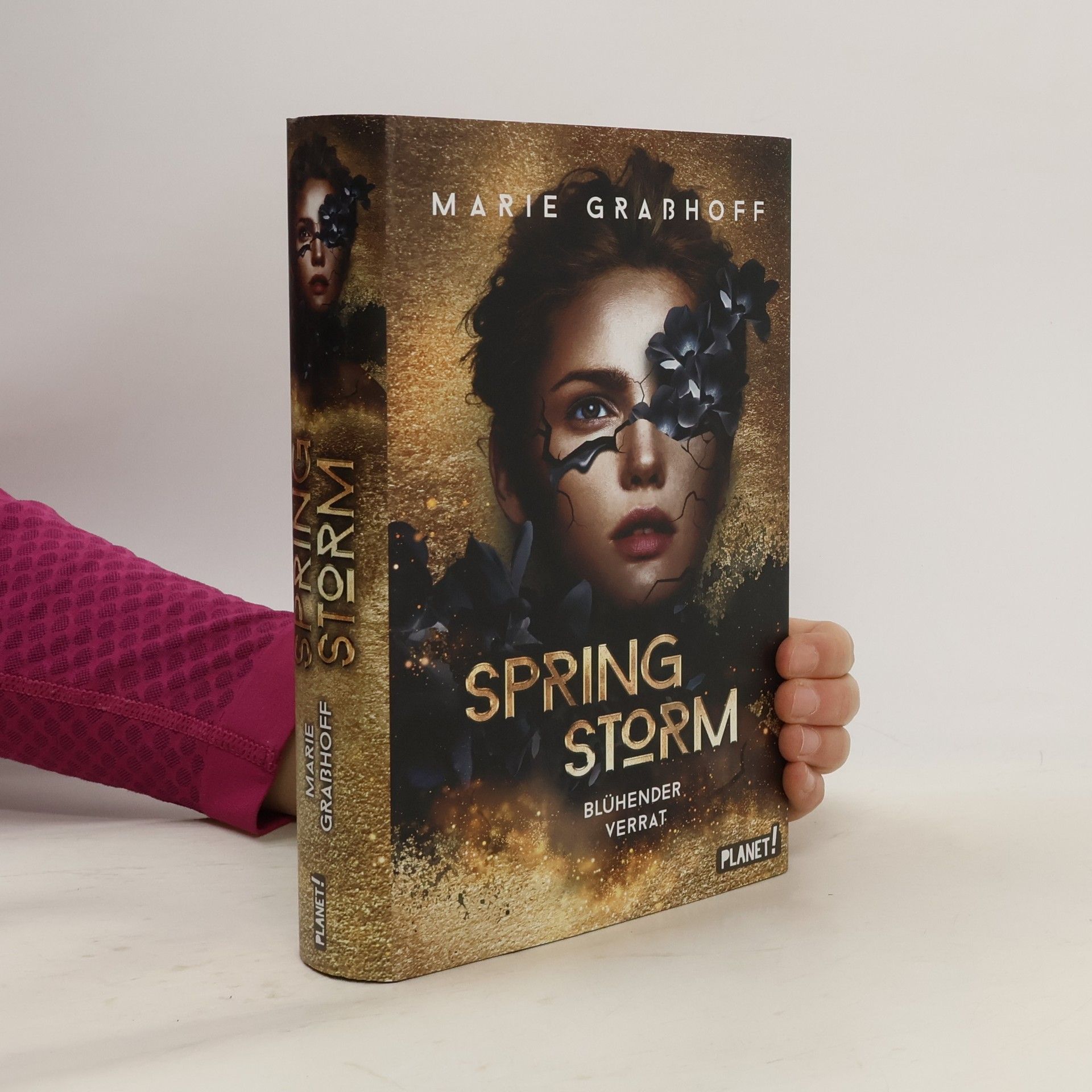 Spring Storm. Blühender Verrat