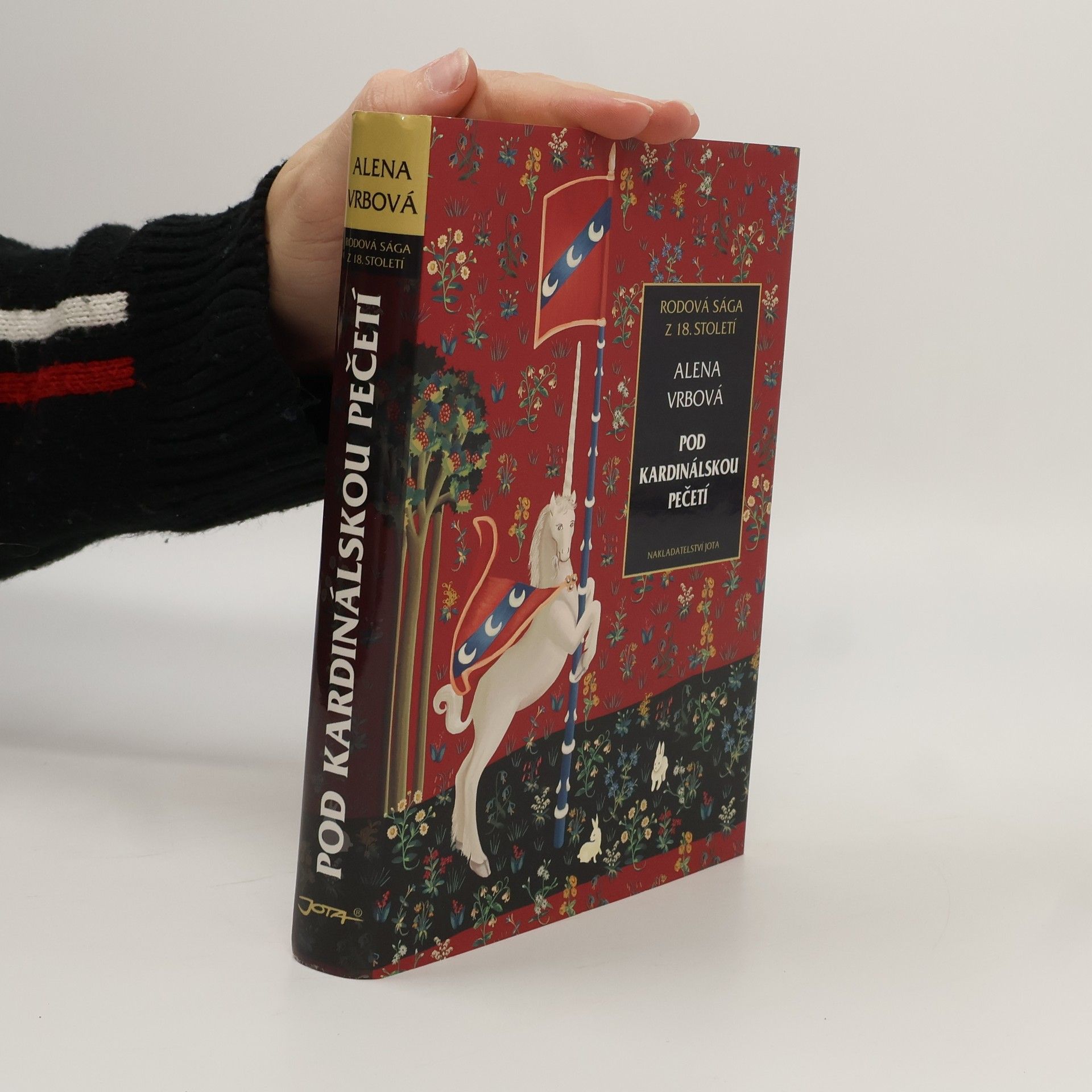 Alena Vrbová Pod kardinálskou pečetí