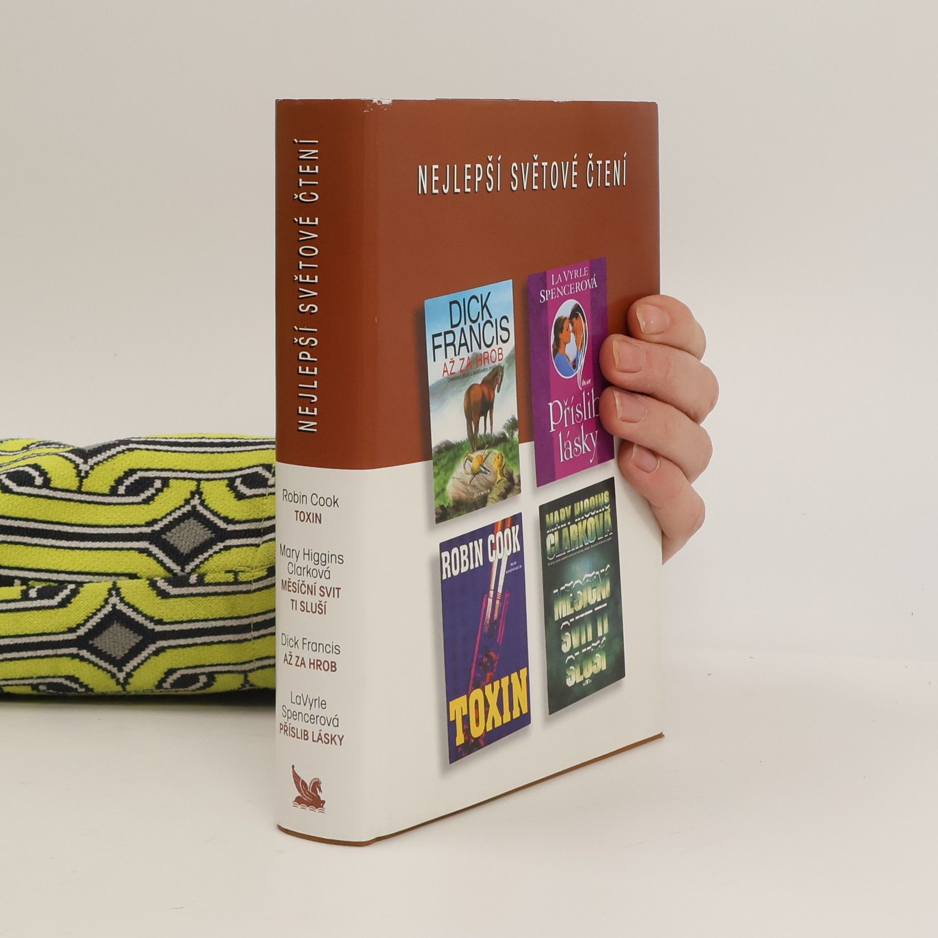 Dick Francis Nejlepší světové čtení. Toxin. Měsíční svit ti sluší. Až za hrob. Příslib lásky