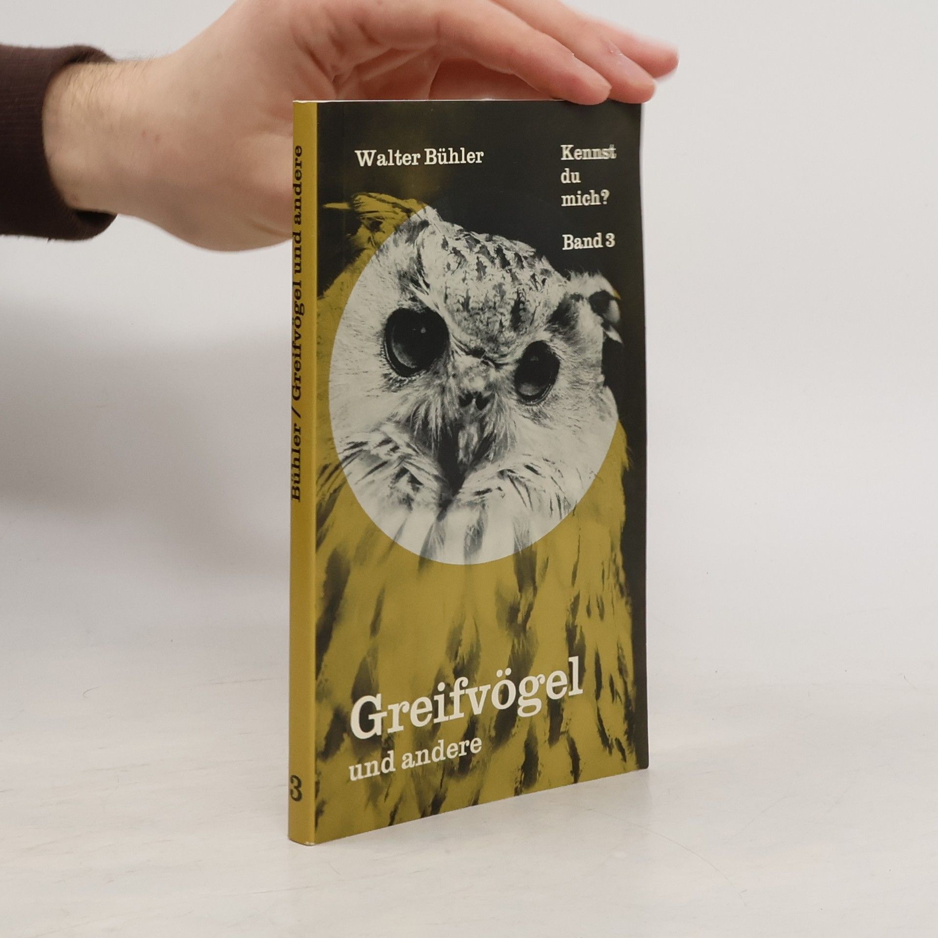 Greifvögel und andere