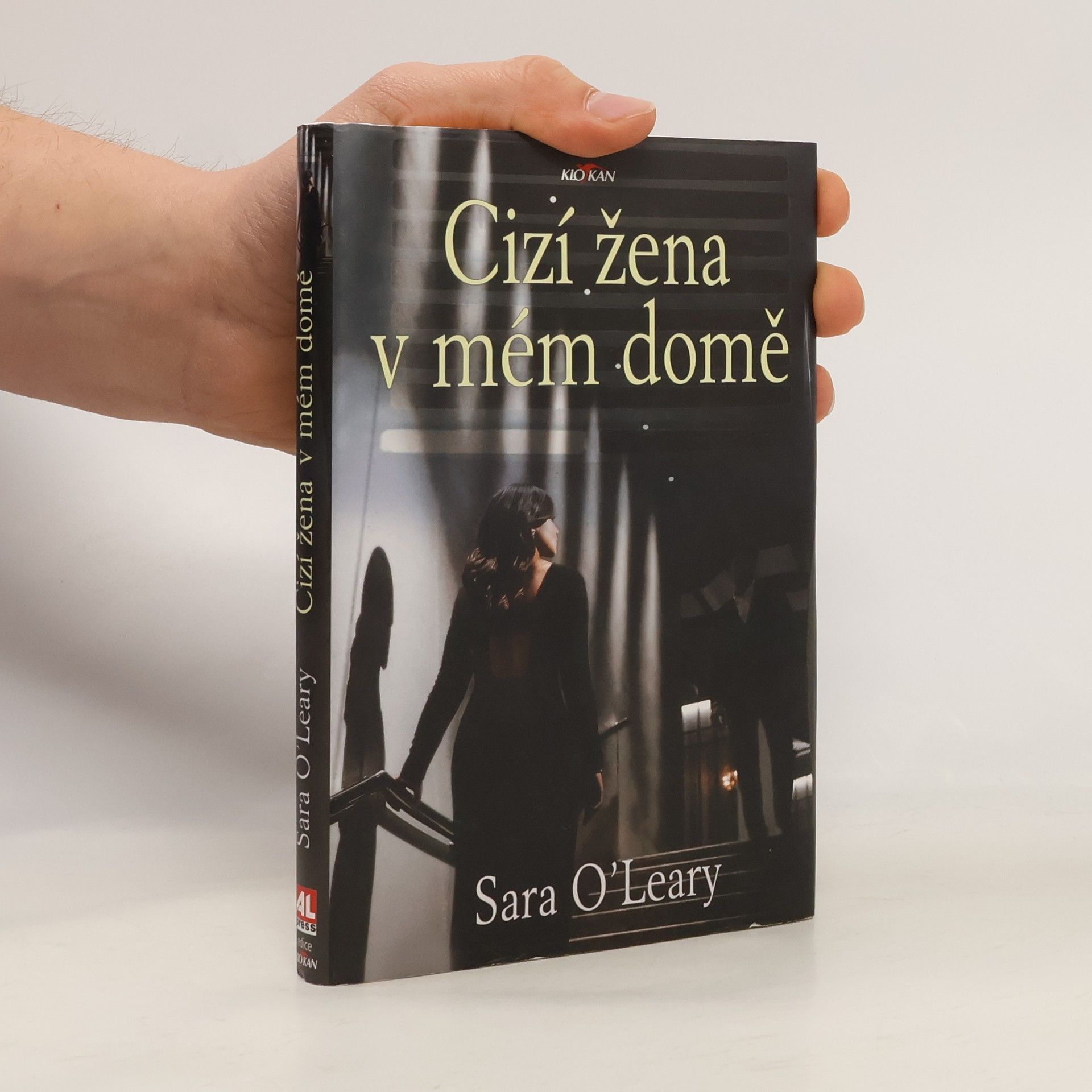 Sara OLeary Cizí žena v mém domě