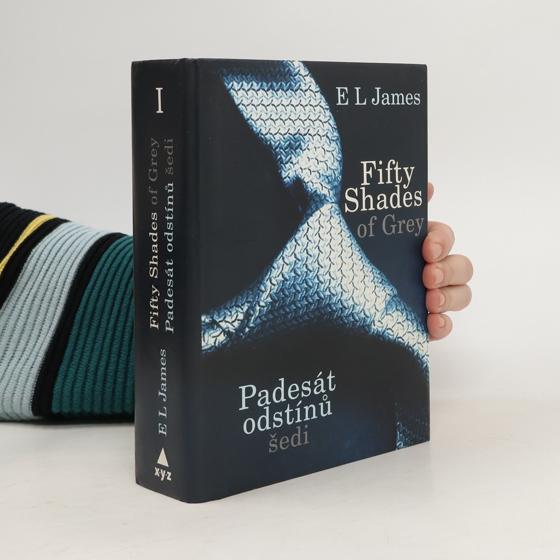 Padesát odstínů šedi