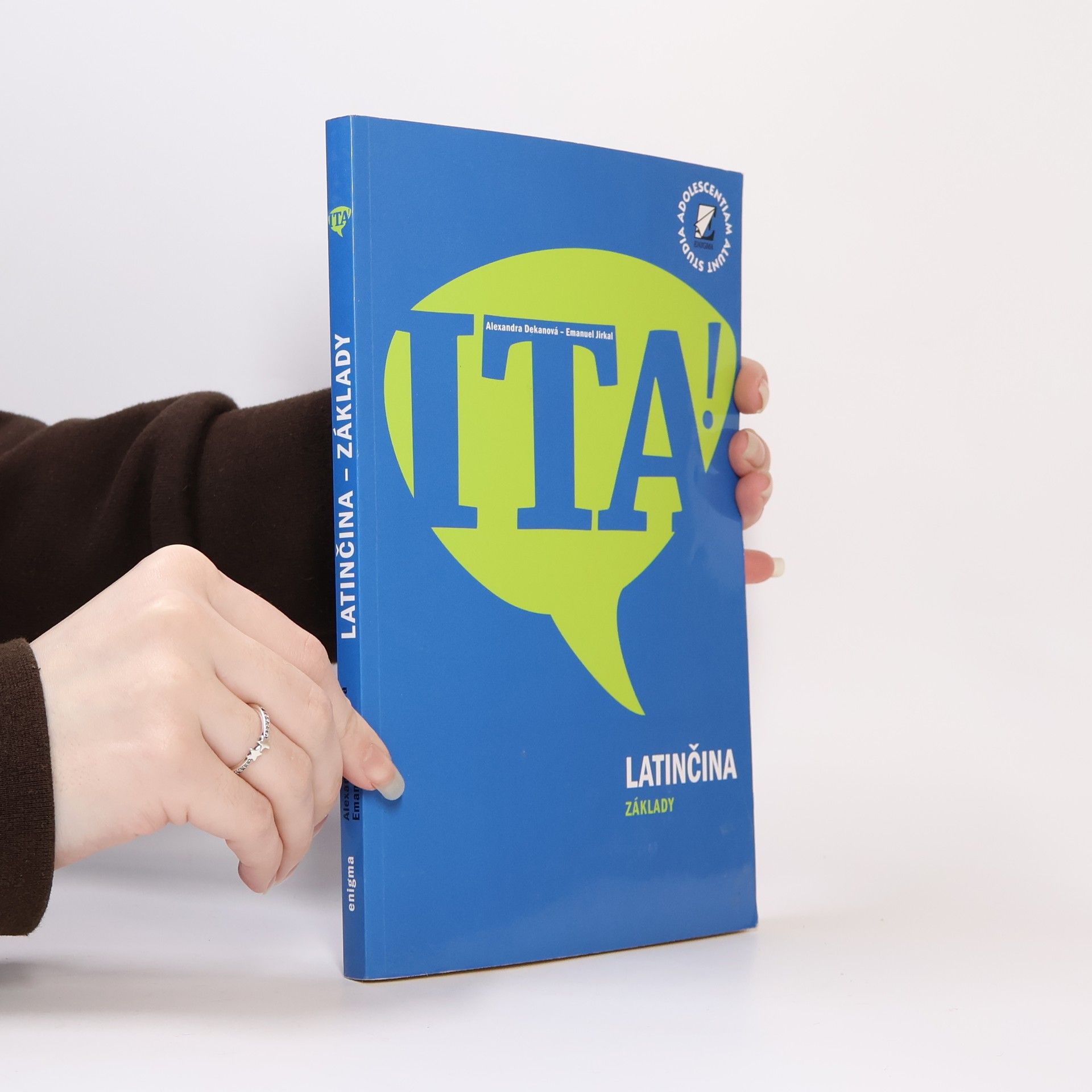 Alexandra Dekanová Latinský jazyk - základy