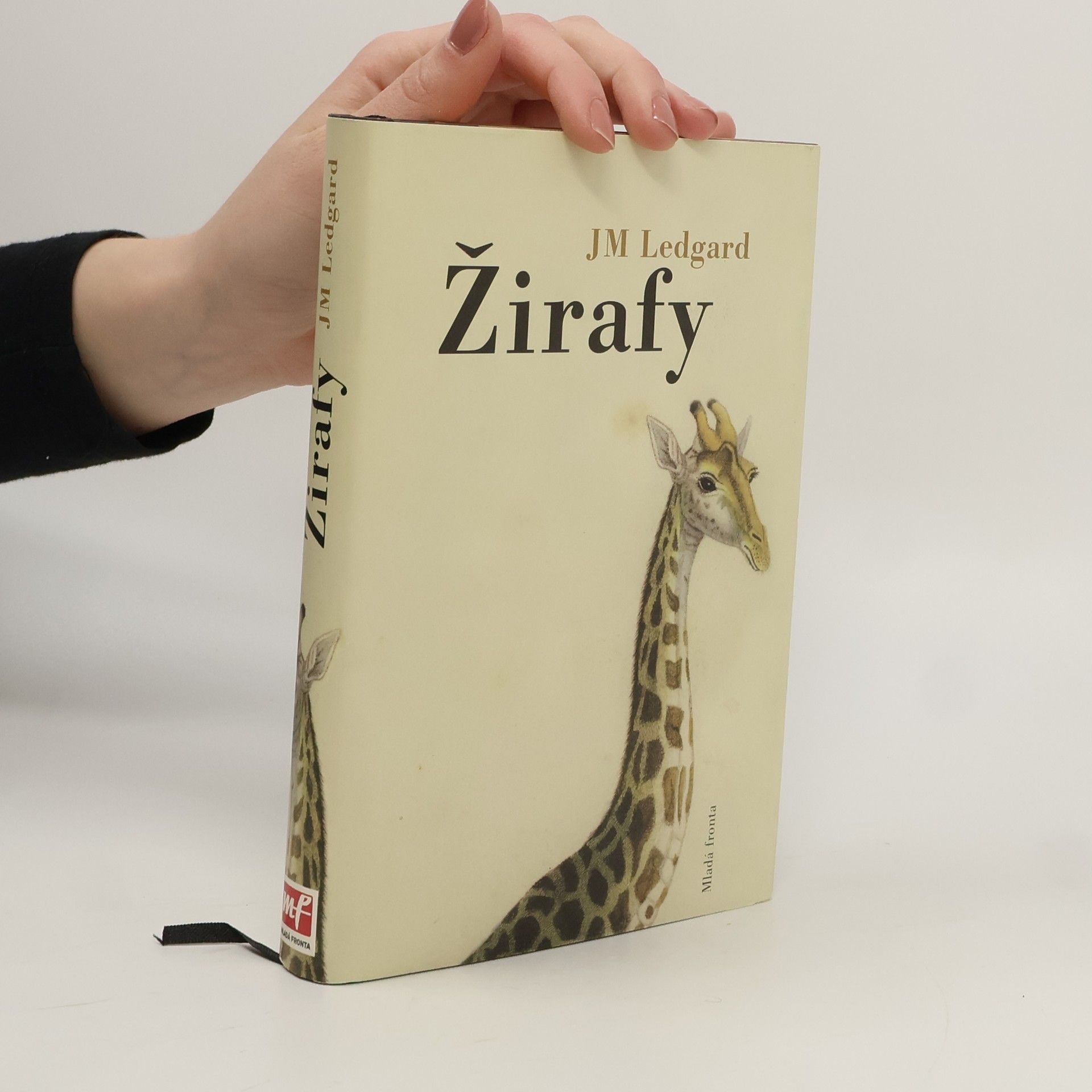 J.M. Ledgard Žirafy