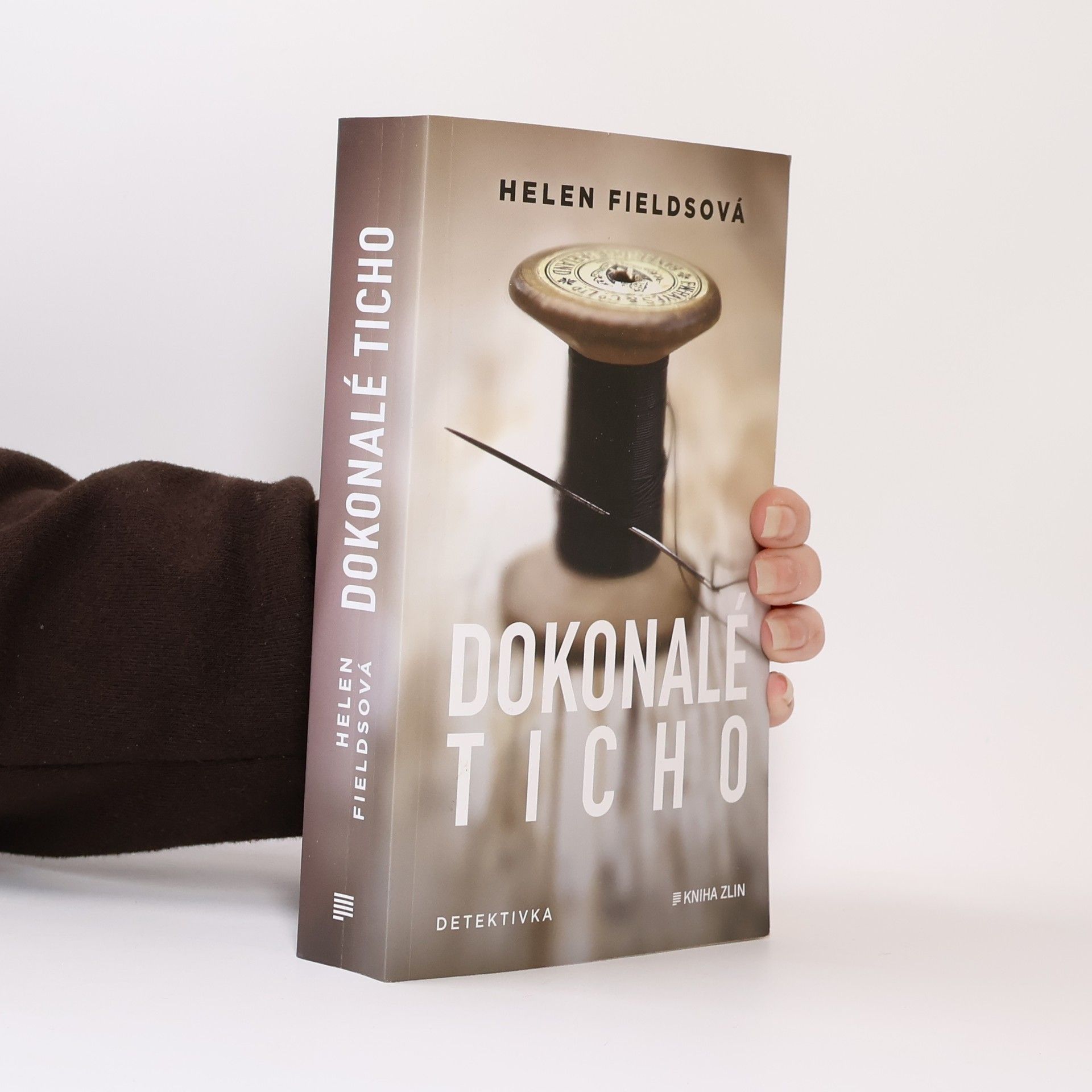 Helen Fields Dokonalé ticho