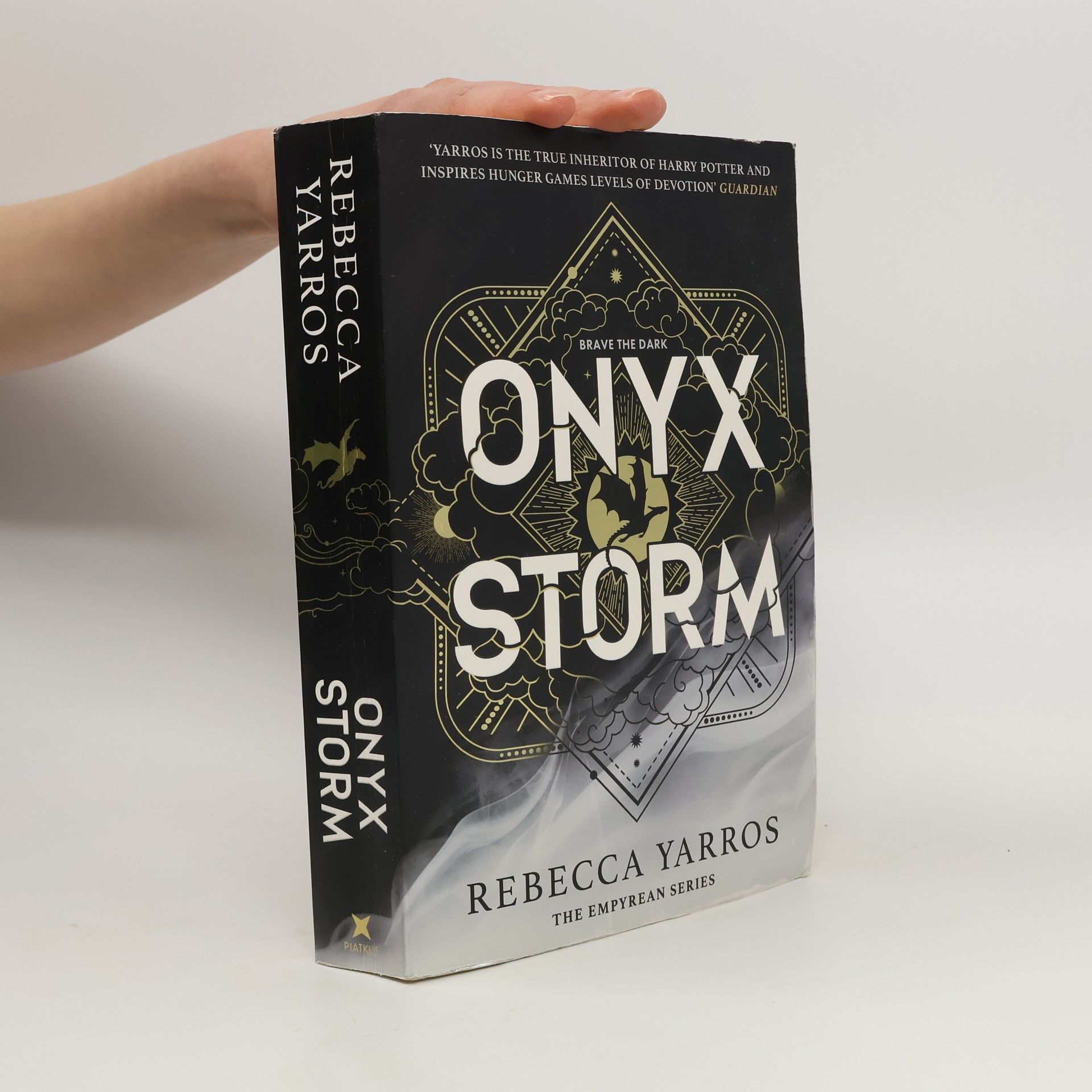 Rebecca Yarros Onyx Storm