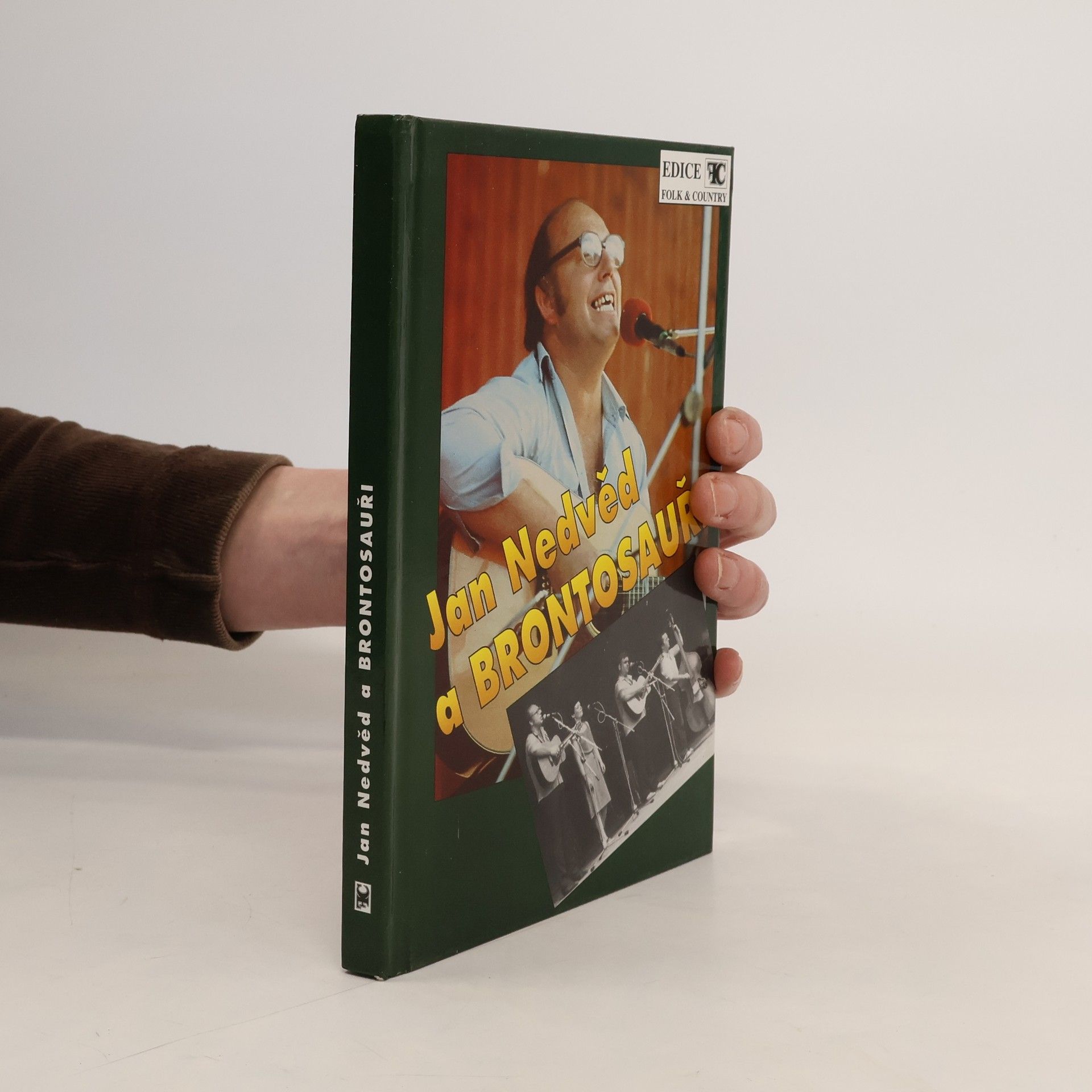 Kolektiv autorů Jan Nedvěd a Brontosauři