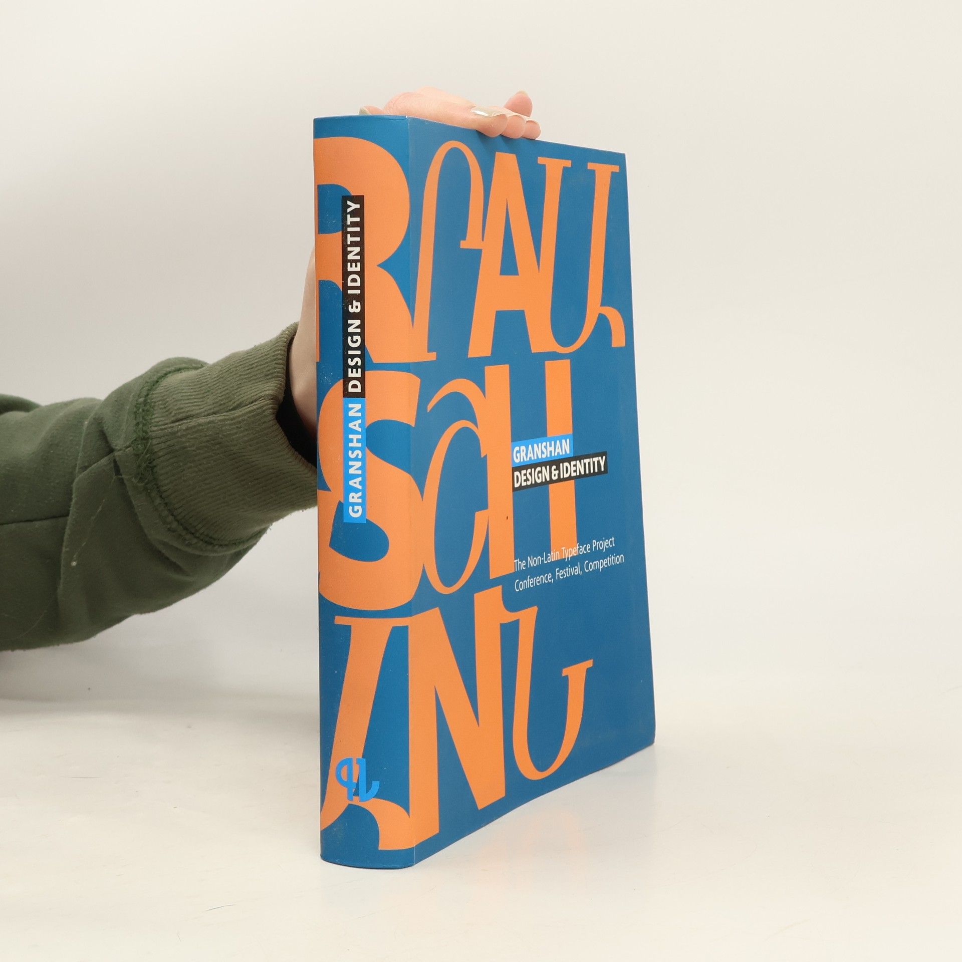 Collectif d'auteurs Granshan Design & Identity