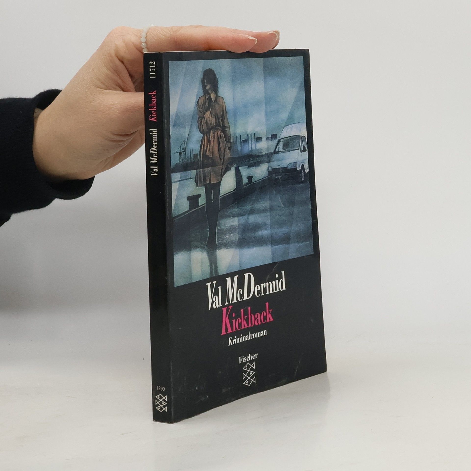 Val McDermid Kickback