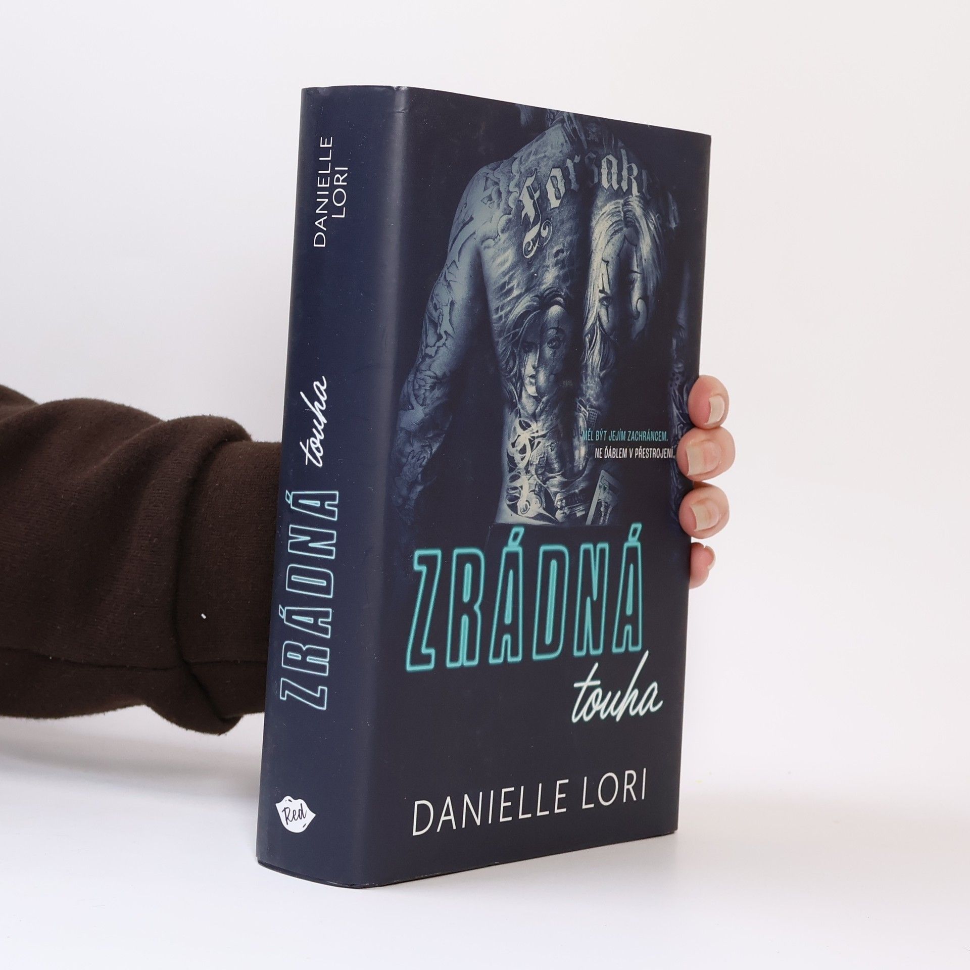 Danielle Lori Zrádná touha