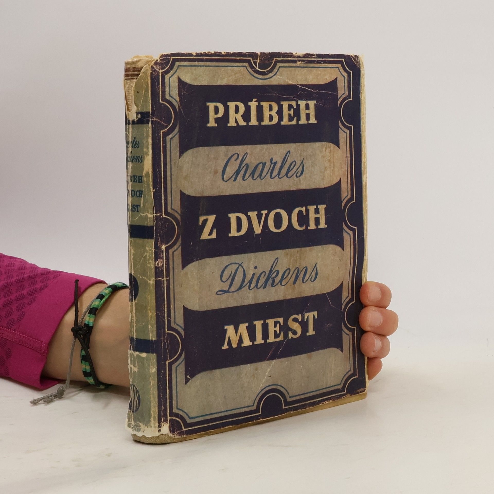 Charles Dickens Príbeh z dvoch miest