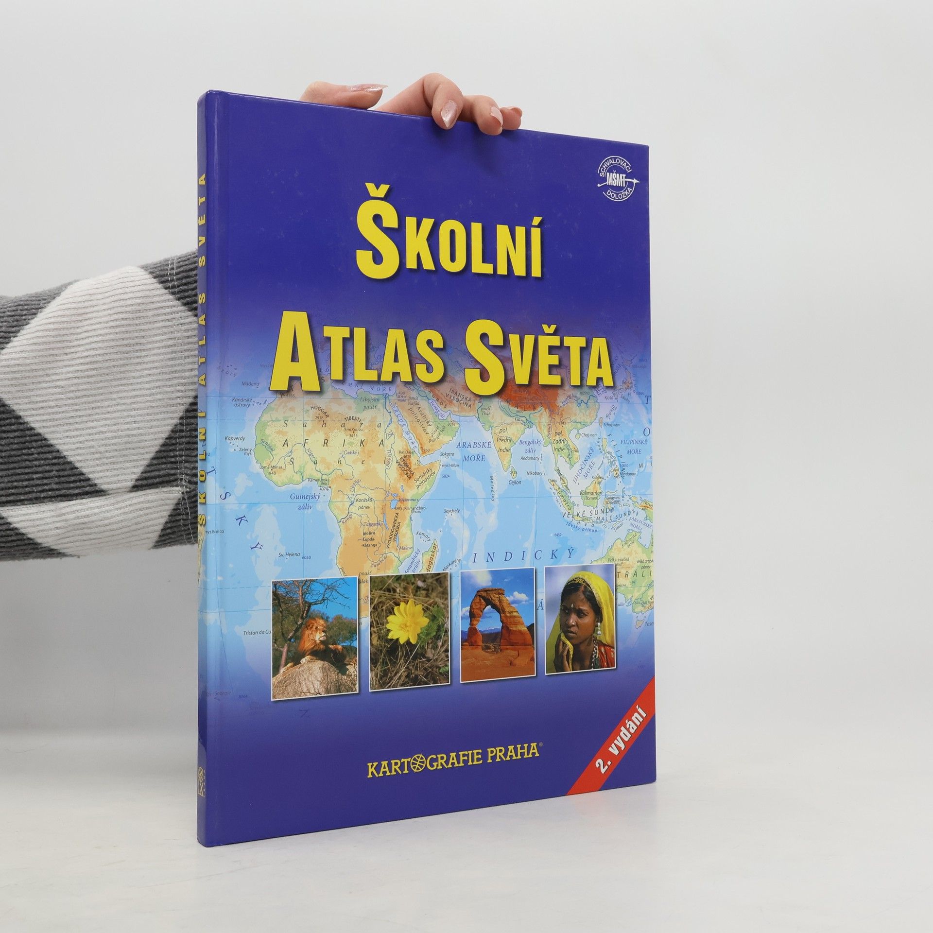Various authors Školní atlas světa