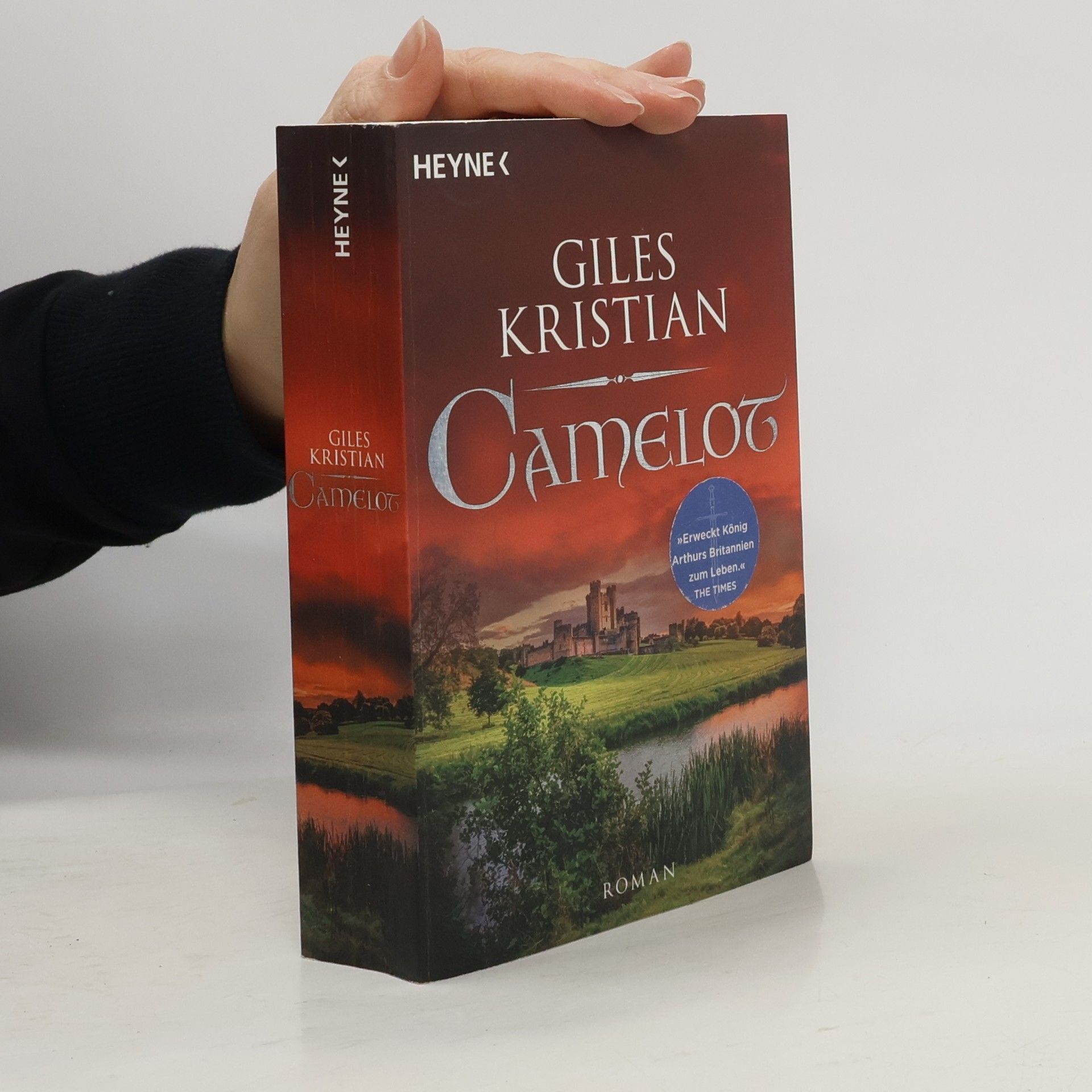 Giles Kristian Camelot