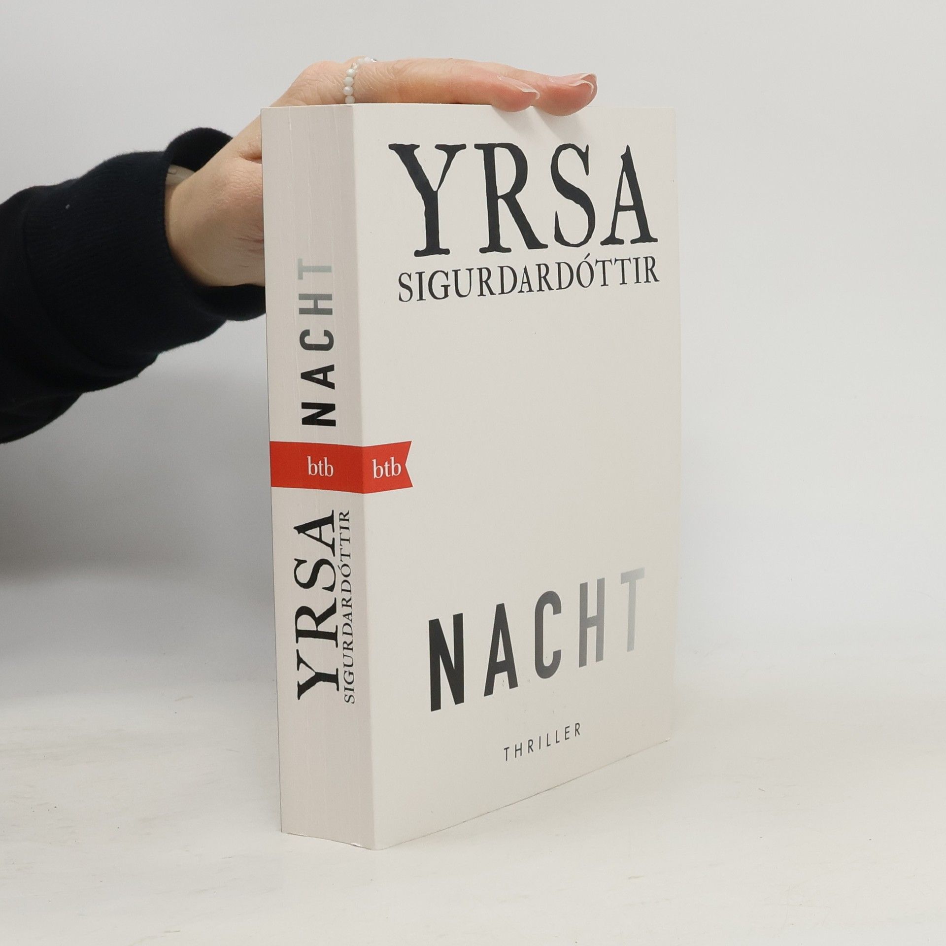 Yrsa Sigurðardóttir NACHT