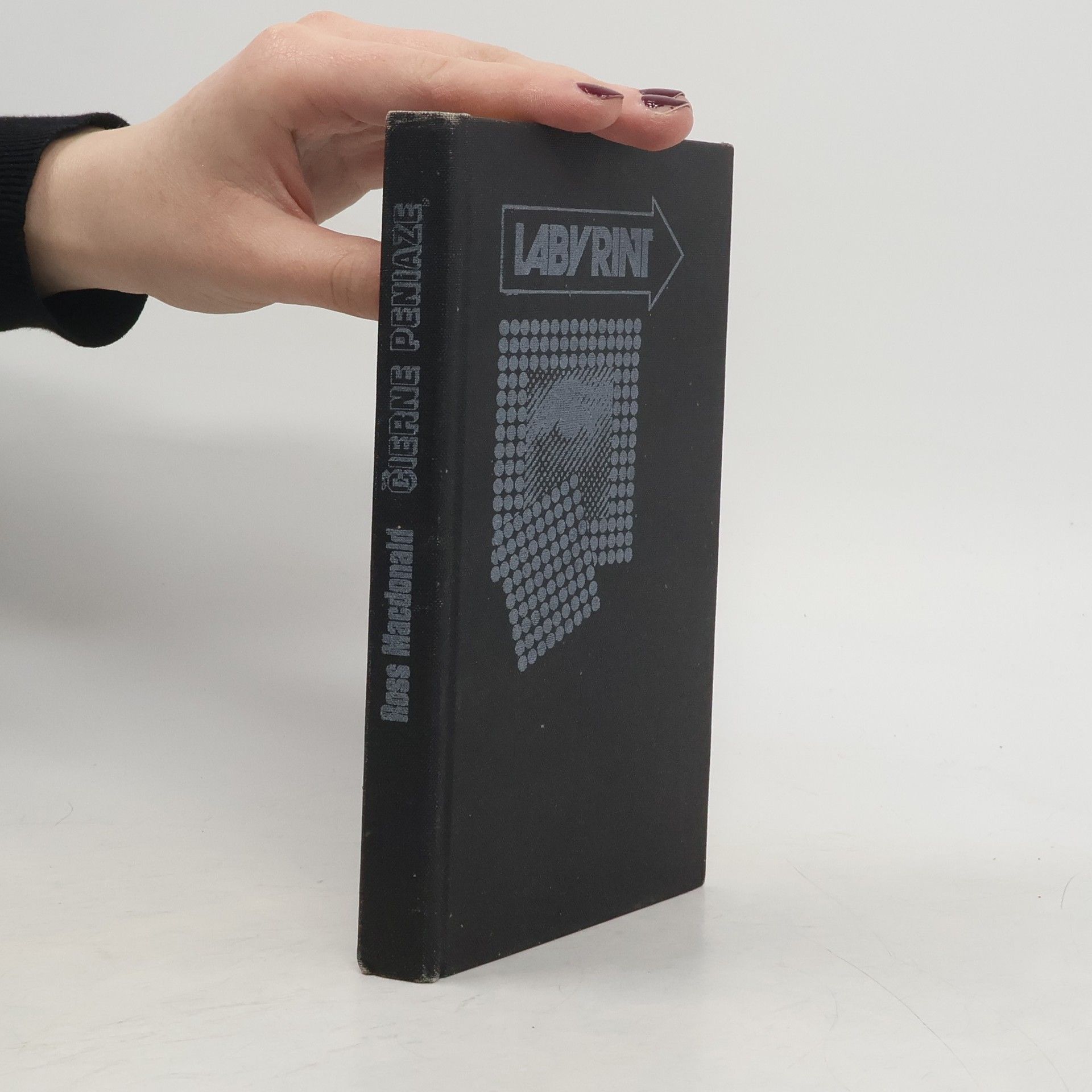 Ross Macdonald Čierne peniaze