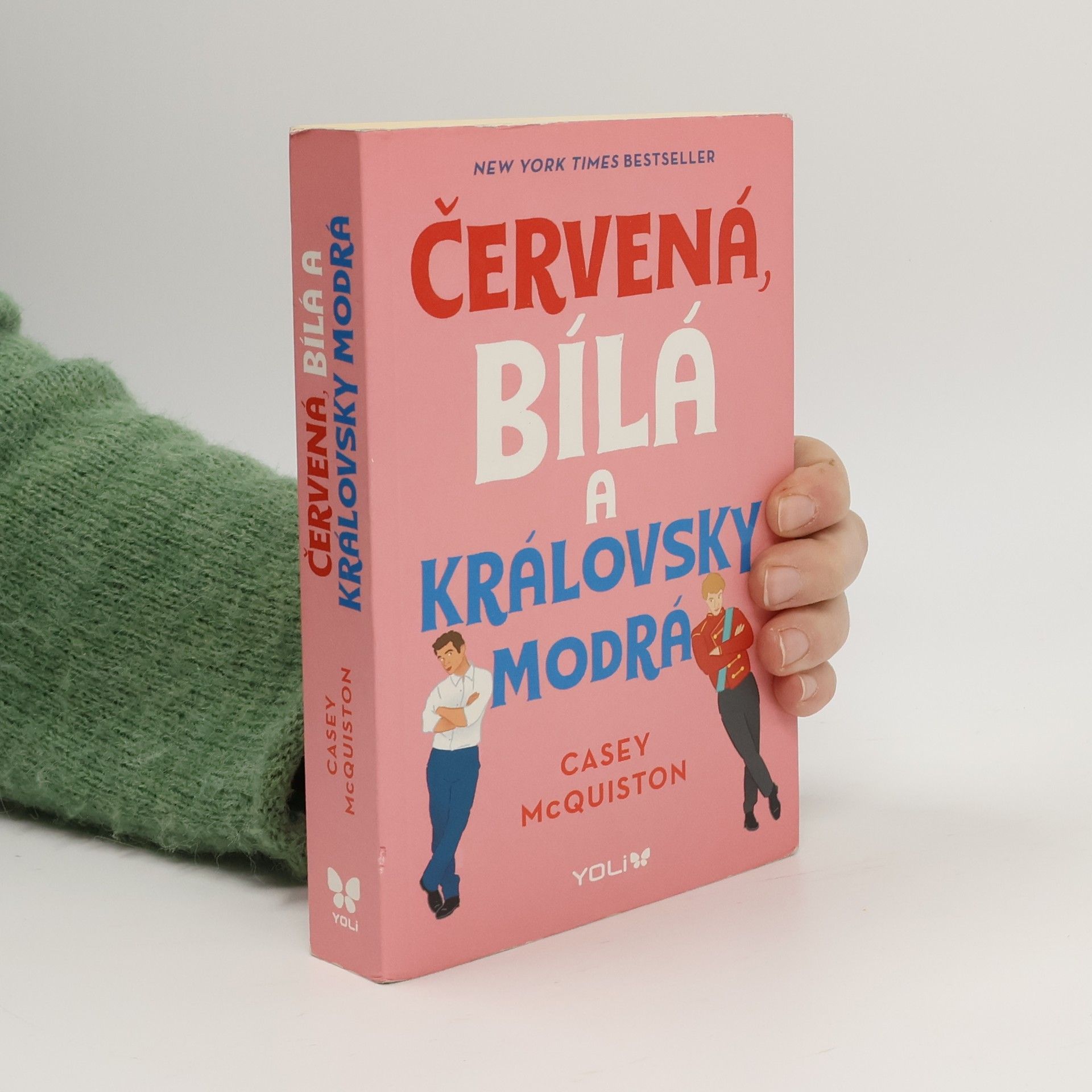 Casey McQuiston Červená, bílá a královsky modrá