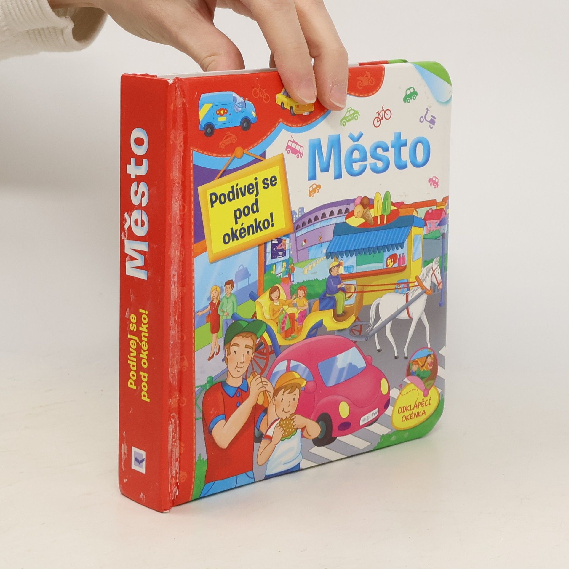 Various authors Město - Podívej se pod okénko!