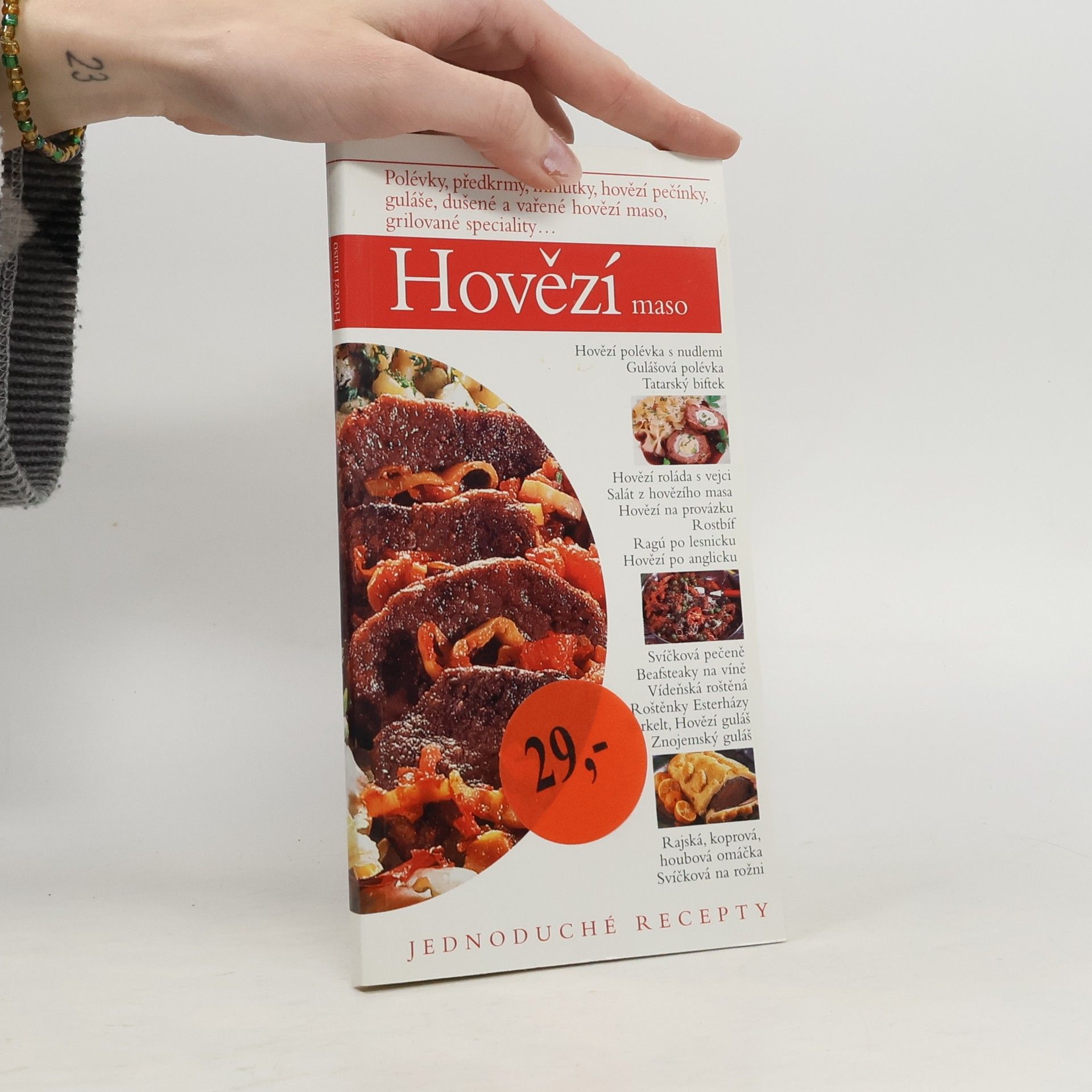 Auteurscollectief Hovězí. Jednoduché recepty