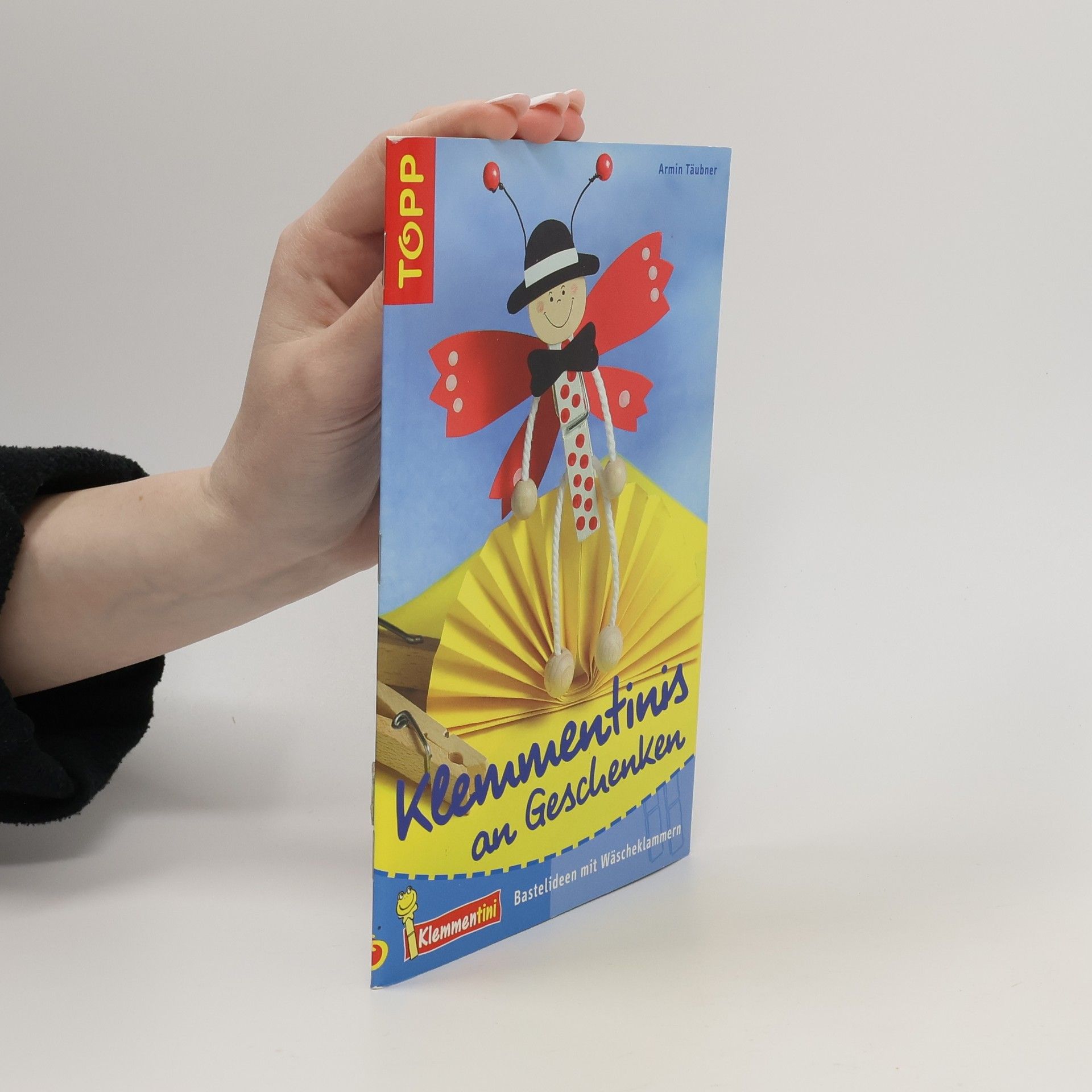 Armin Täubner Klemmentinis an Geschenken