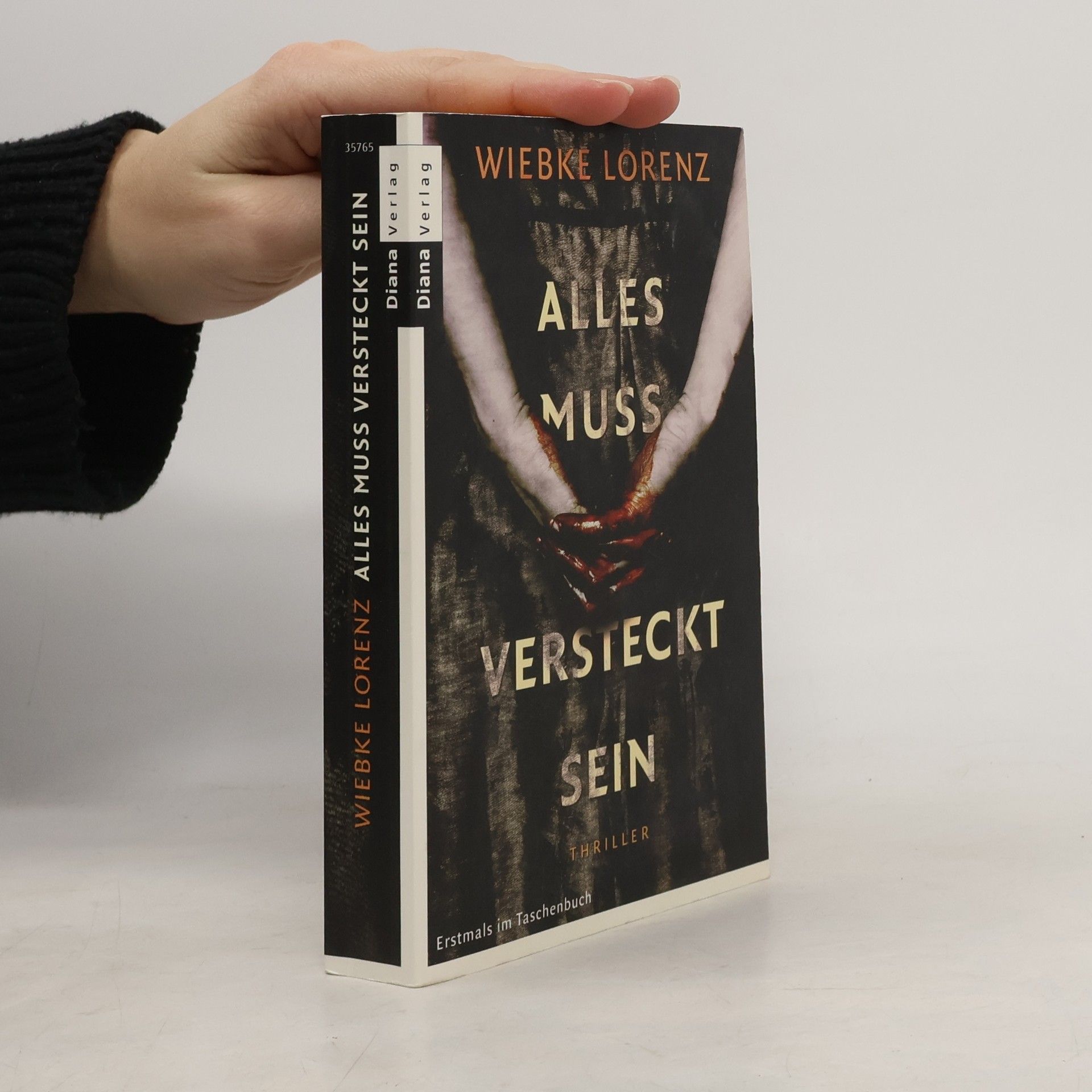 Wiebke Lorenz Alles muss versteckt sein