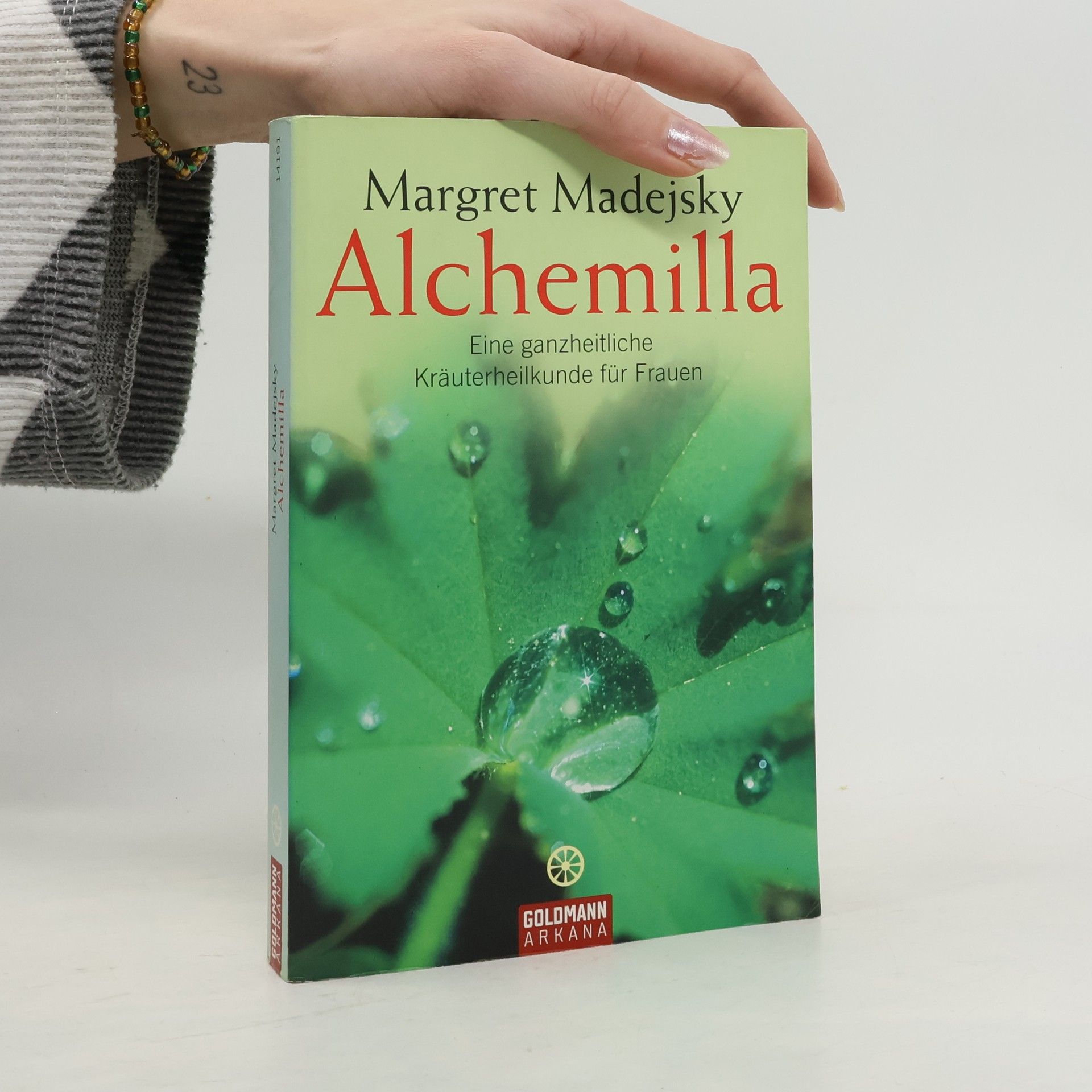 Margret Madejsky Alchemilla