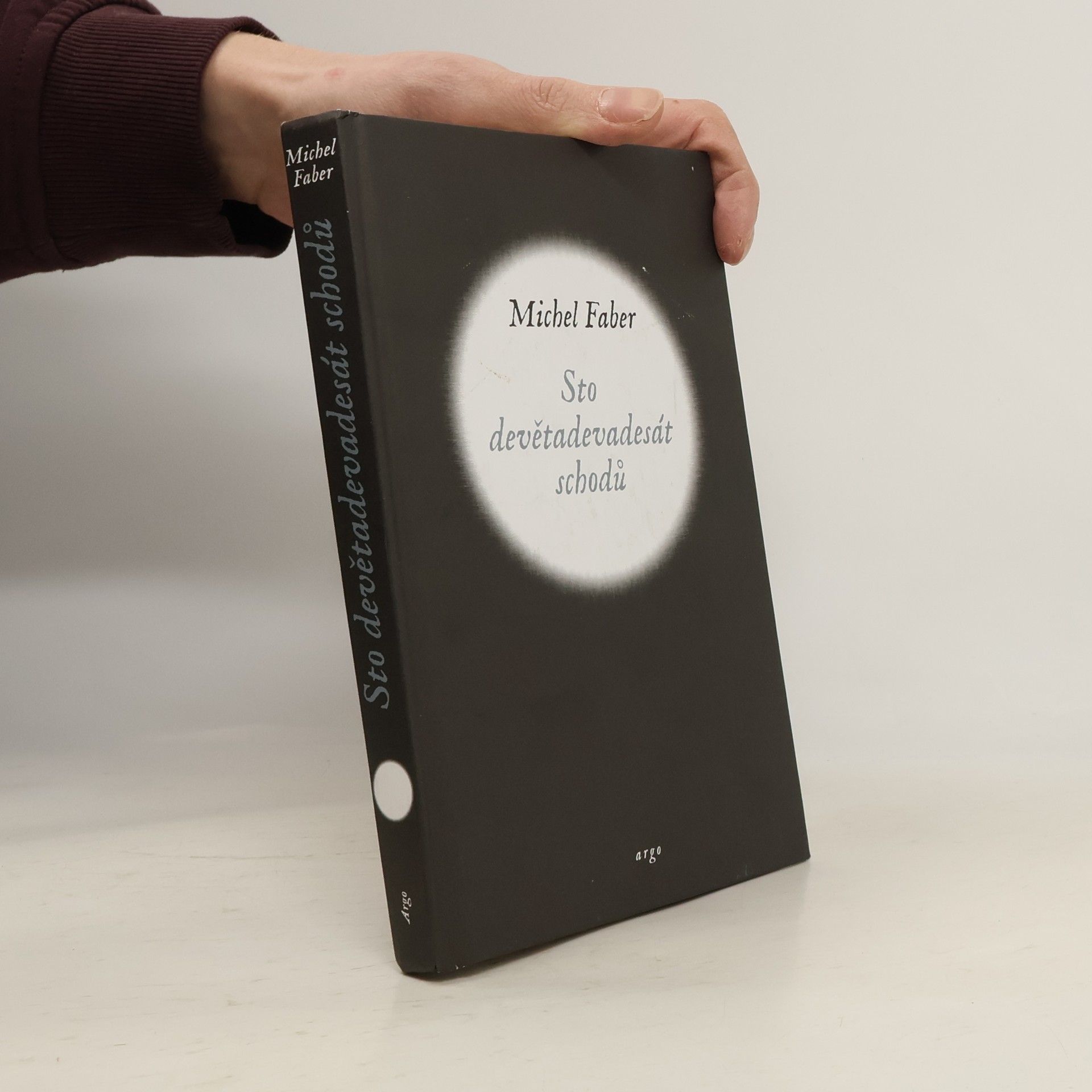 Michel Faber Sto devětadevadesát schodů