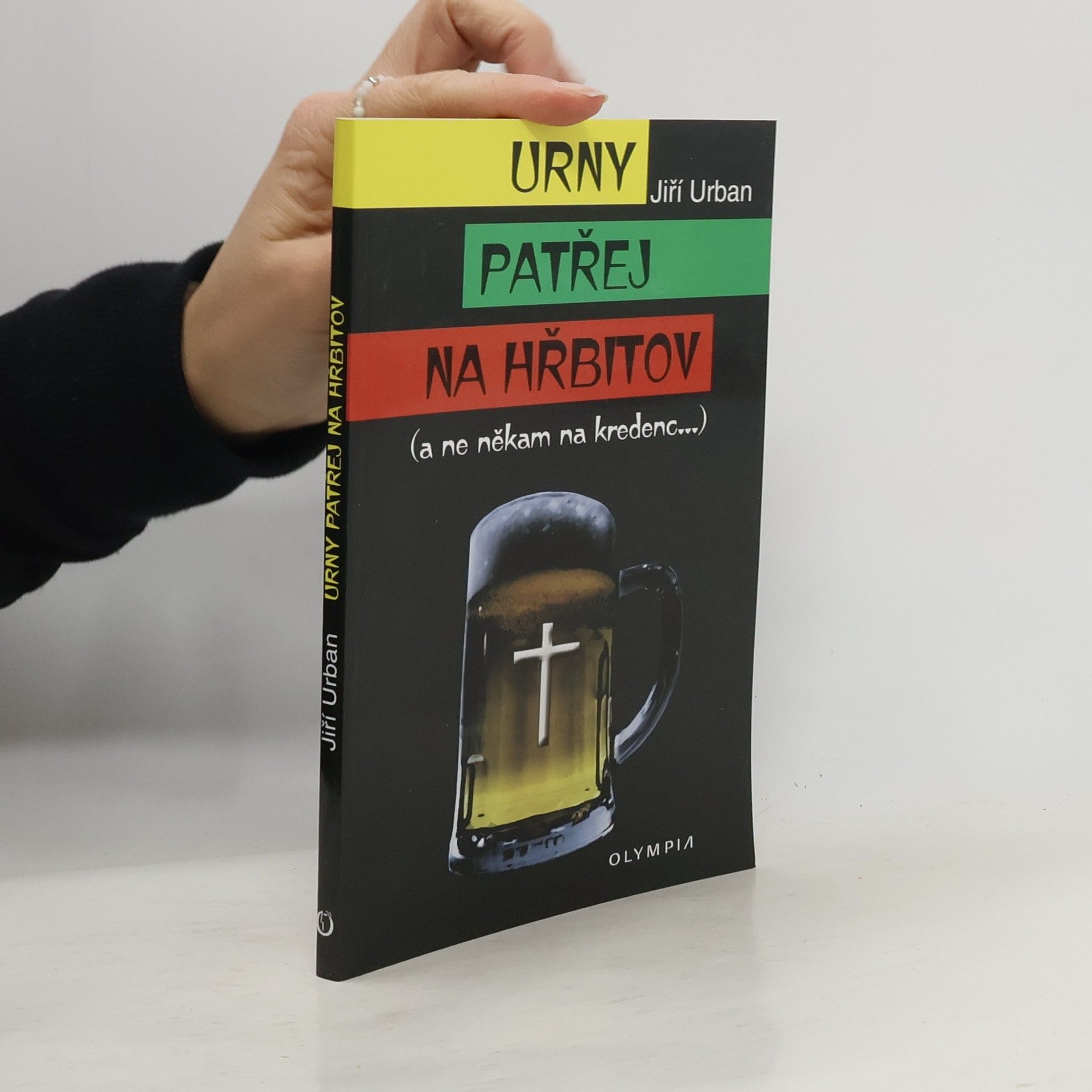 Jiří Urban Urny patřej na hřbitov