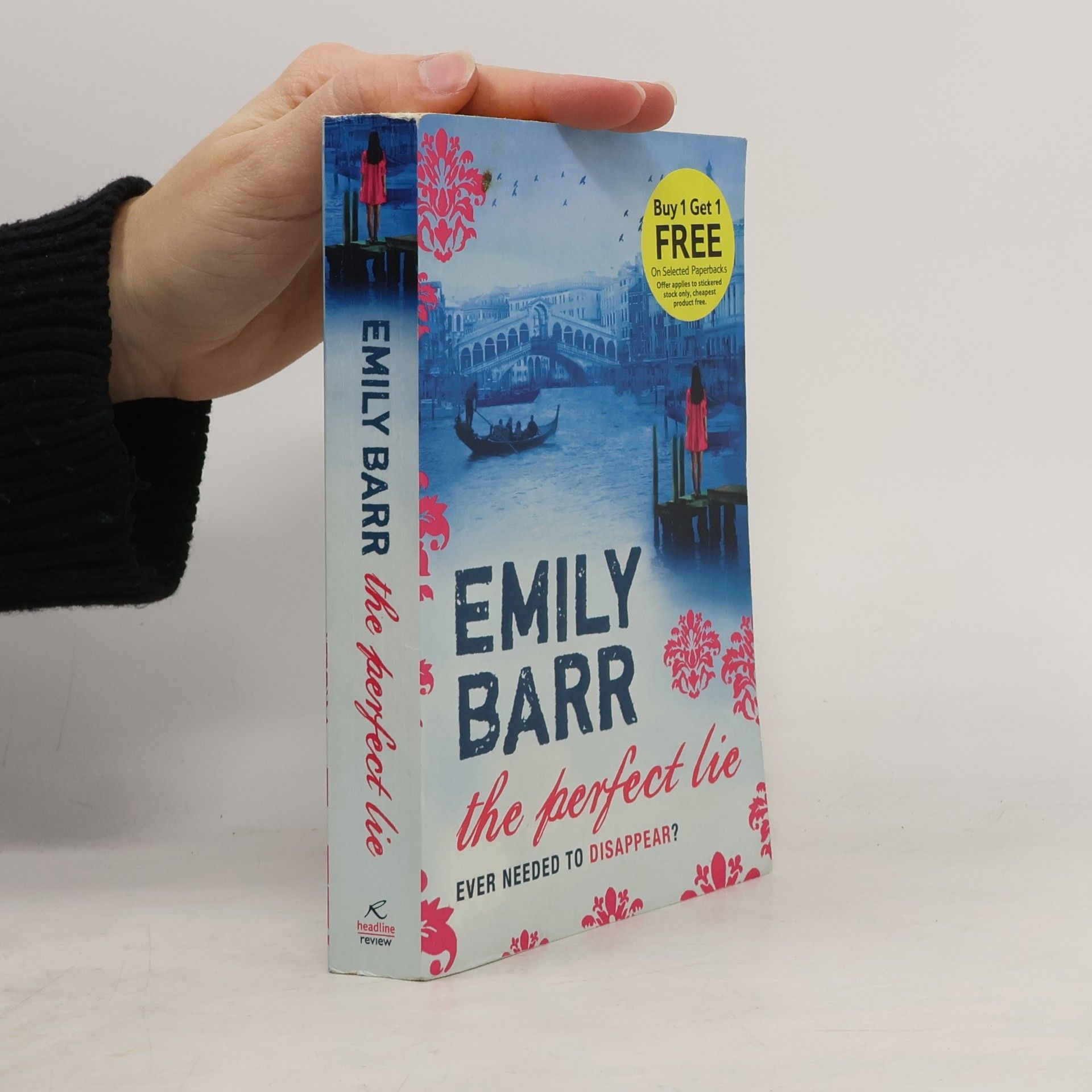 Emily Barr The Perfect Lie