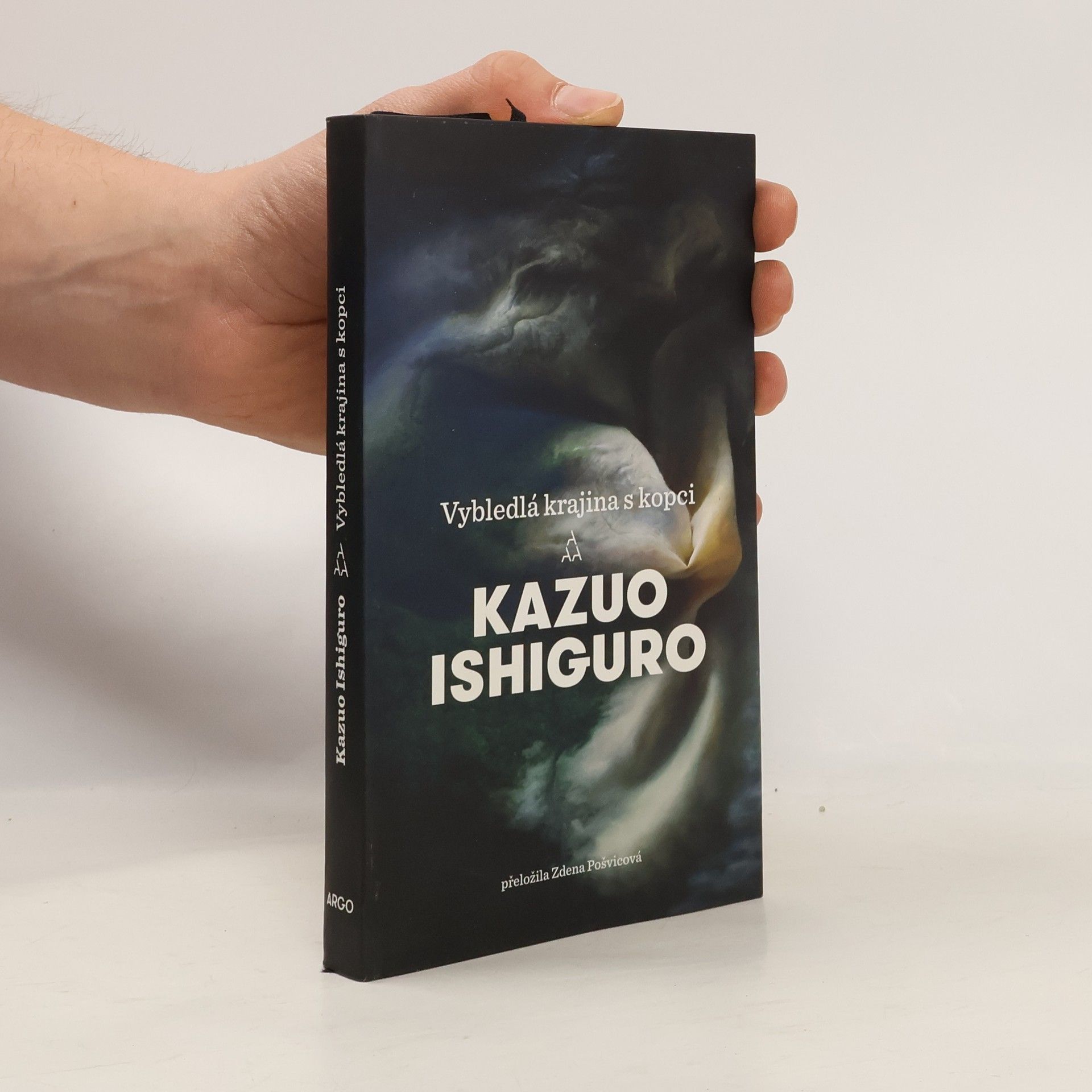 Kazuo Ishiguro Vybledlá krajina s kopci